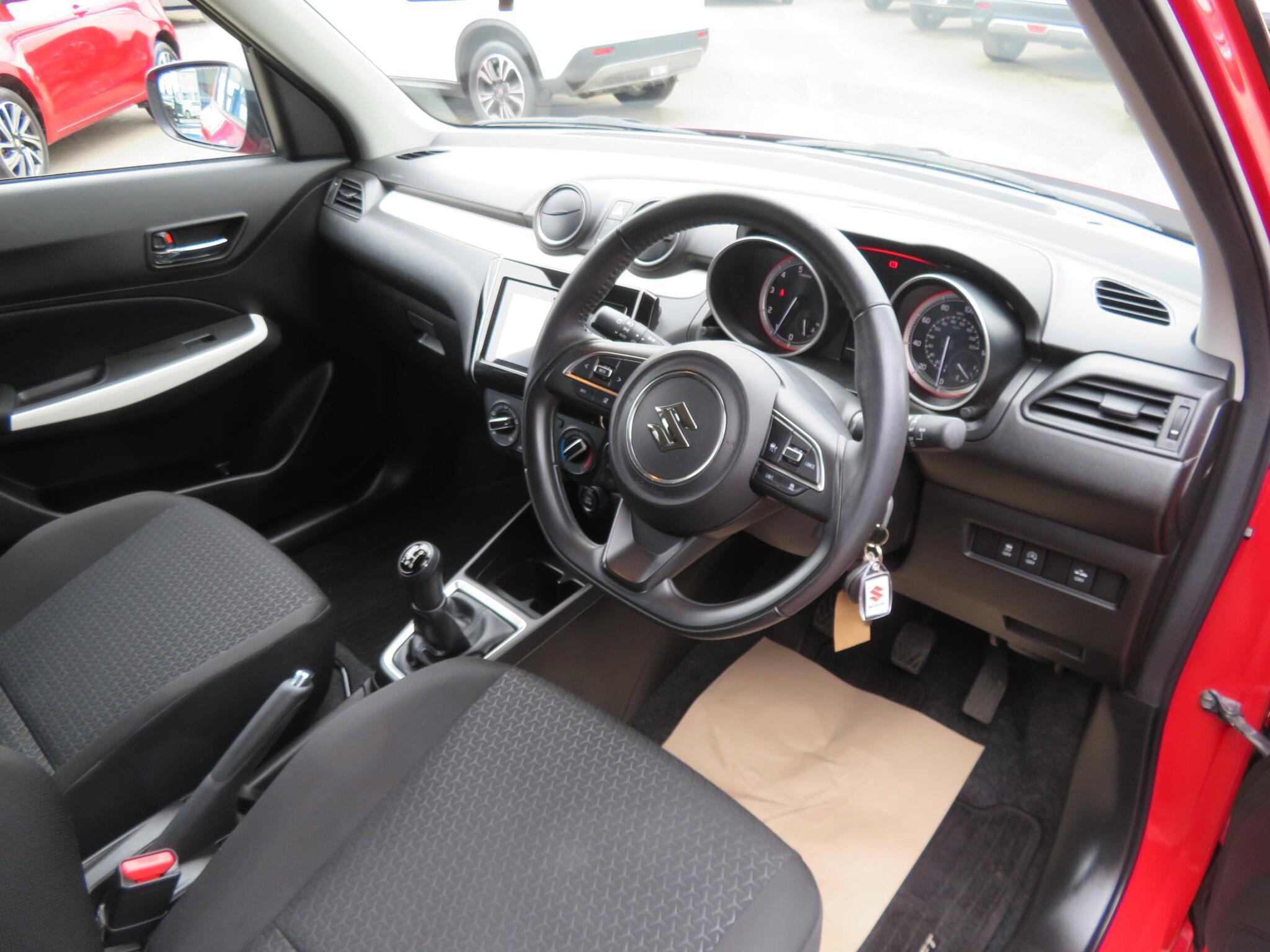 Suzuki Swift - Image 12
