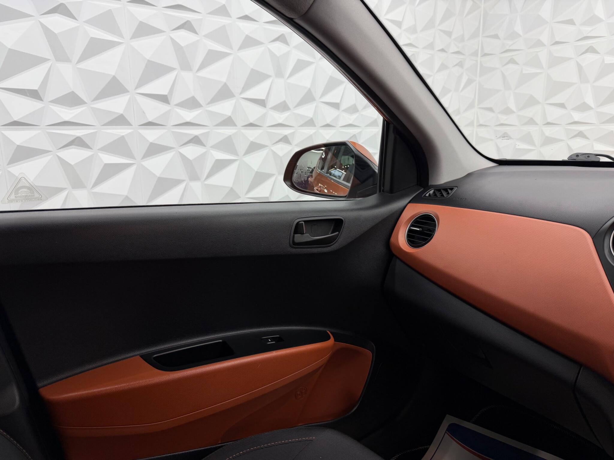 Hyundai i10 - Image 22