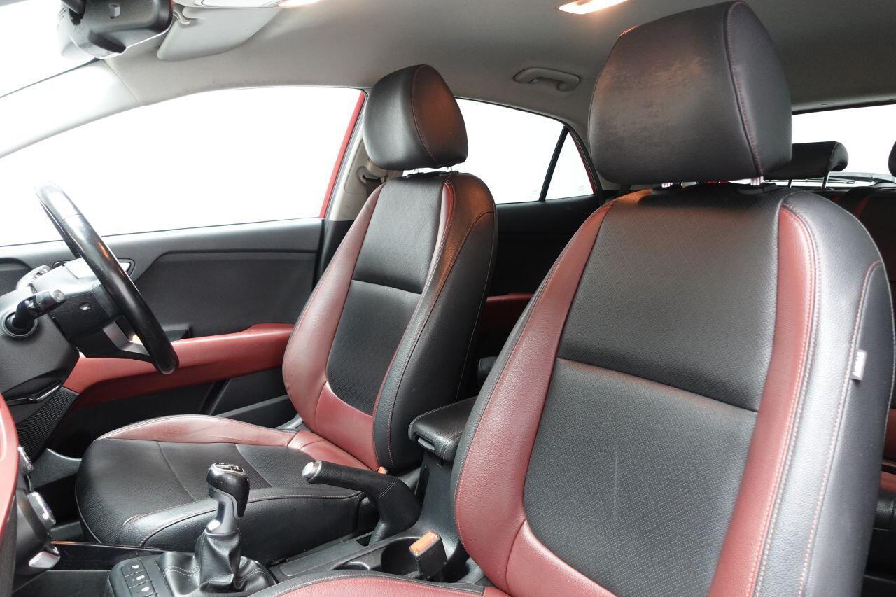 Kia Rio - Image 17