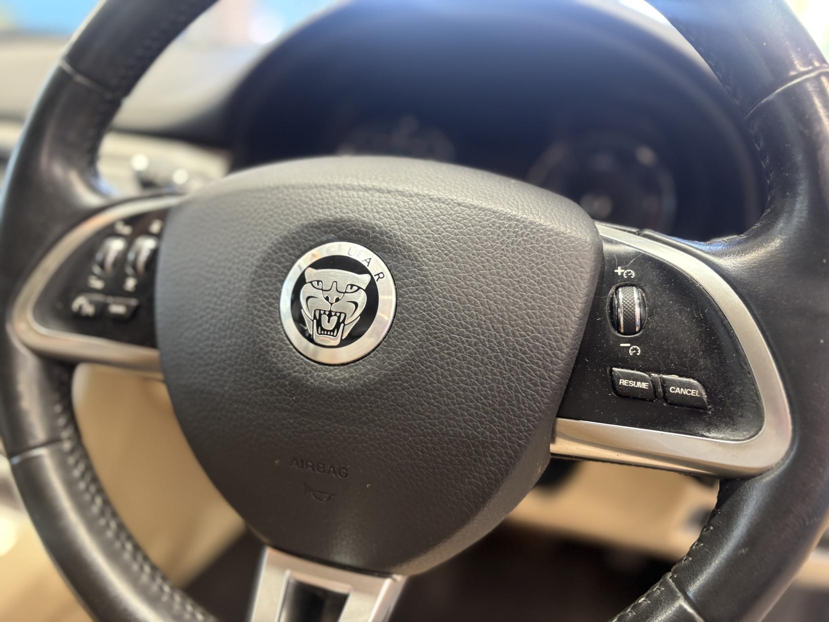 Jaguar XF - Image 14