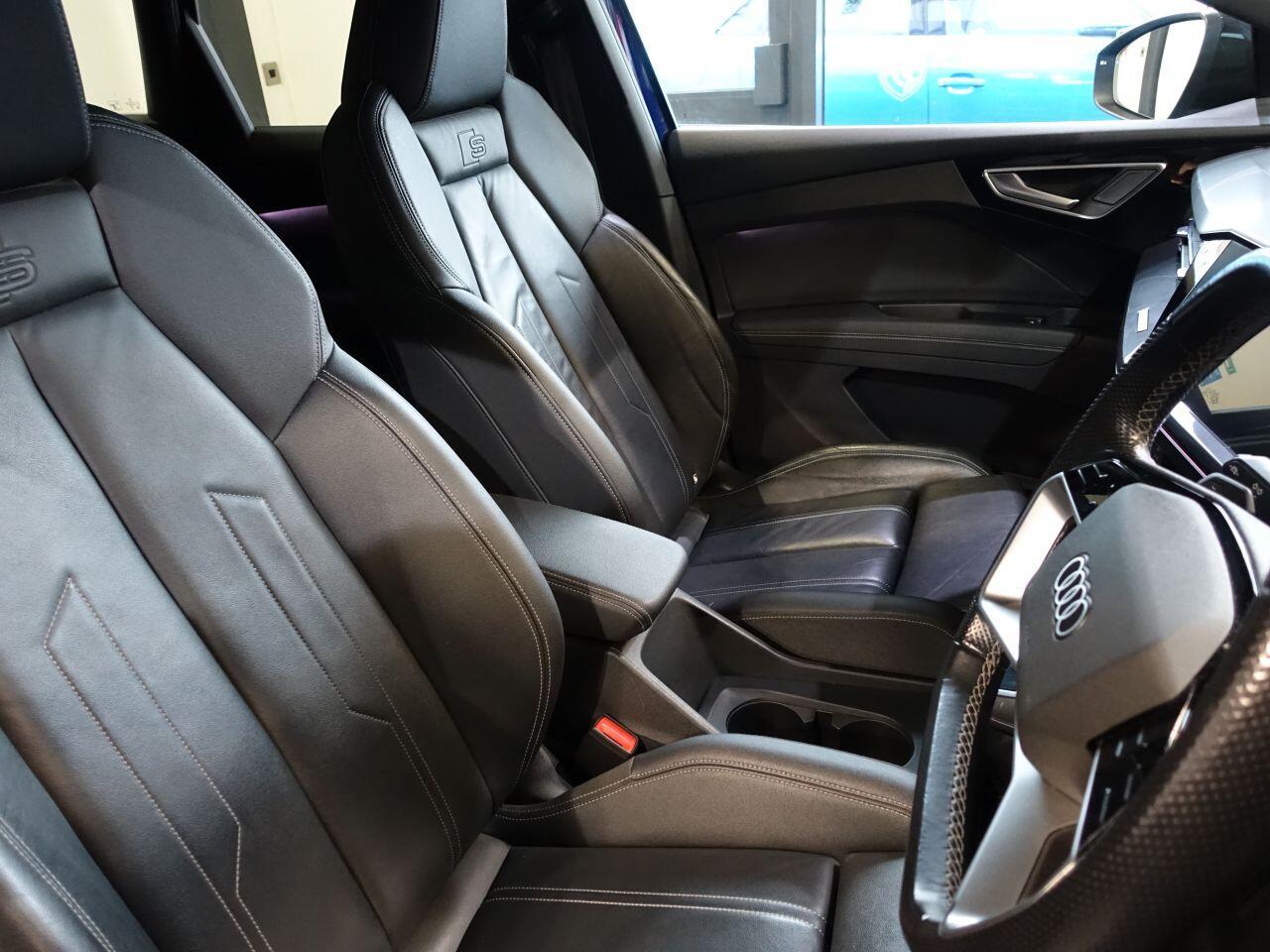 Audi Q4 E-Tron - Image 32