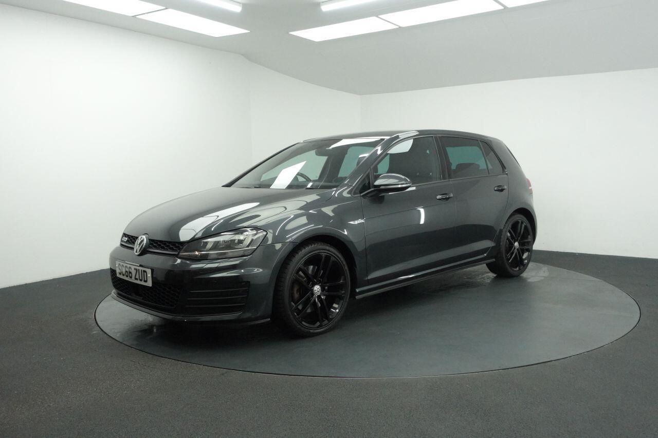 Volkswagen Golf - Image 14