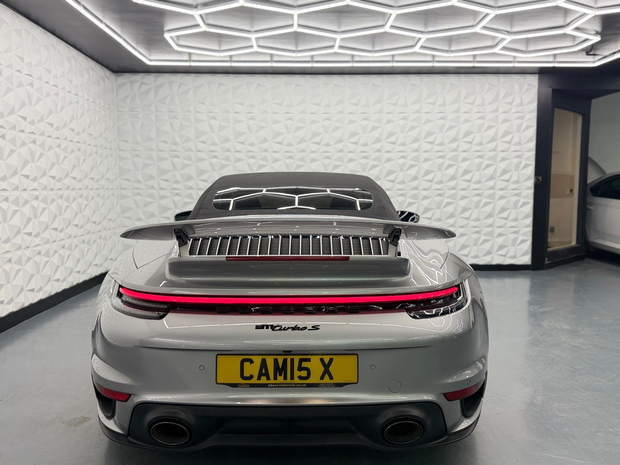 Porsche 911 - Image 27