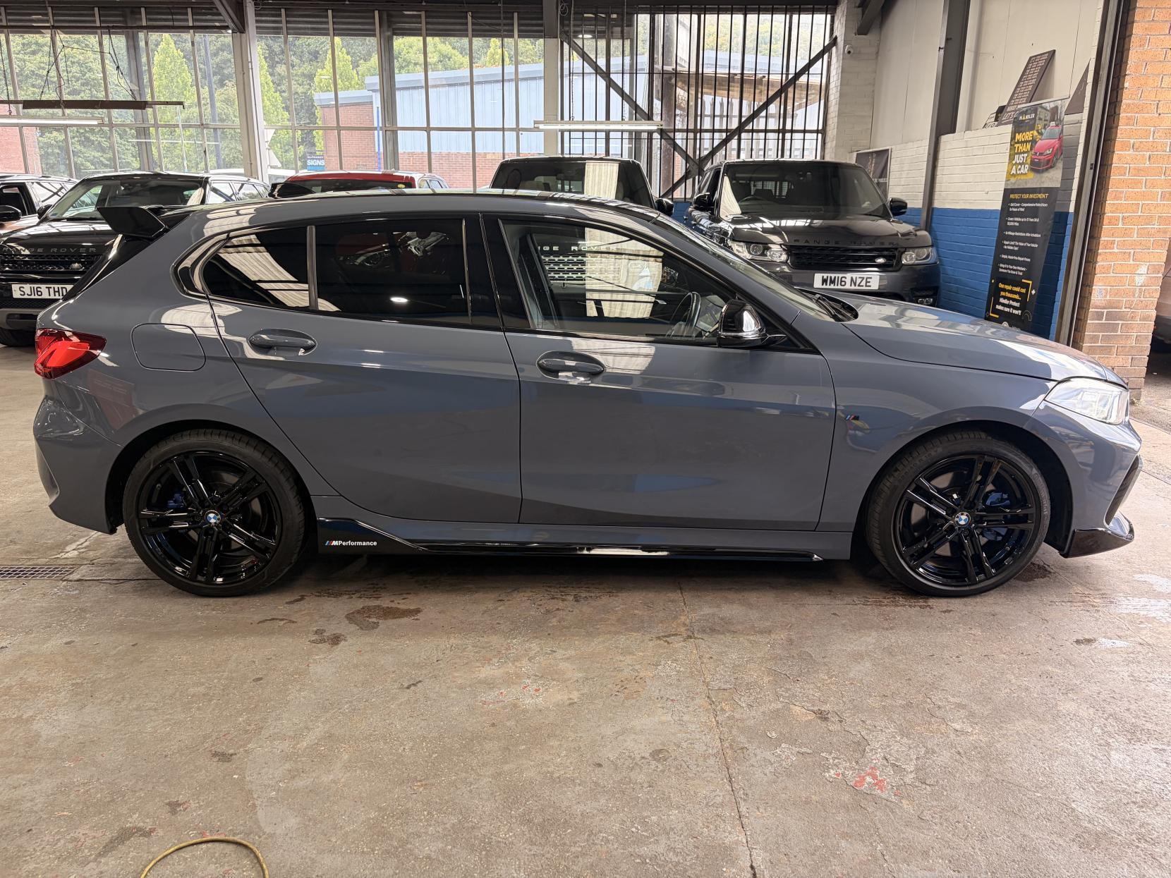 BMW 1 Series - Image 8
