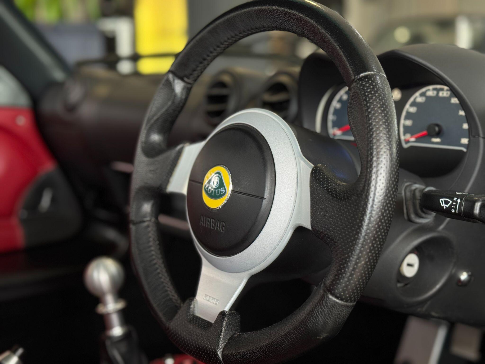 Lotus Elise - Image 19