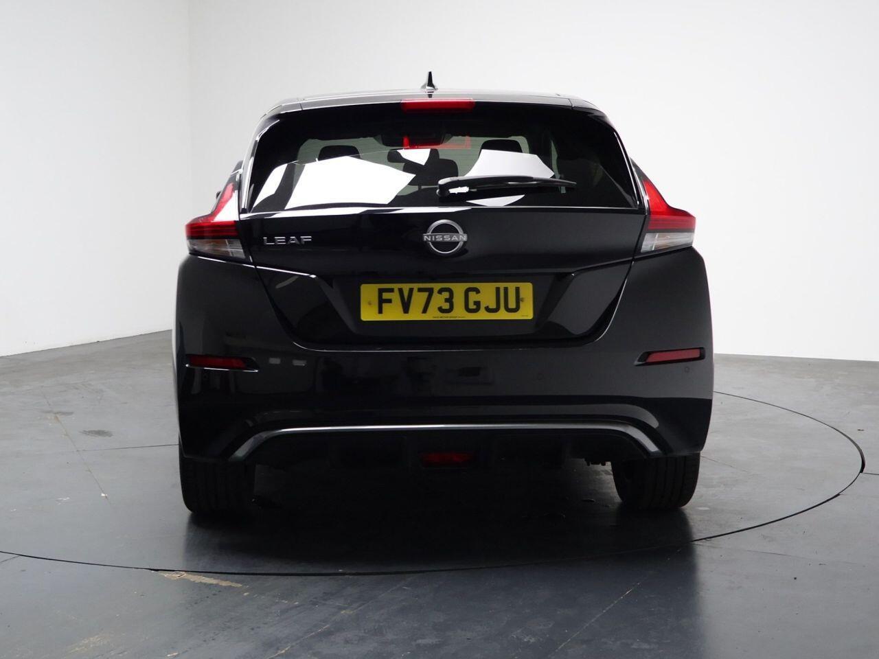 Nissan Leaf - Image 9