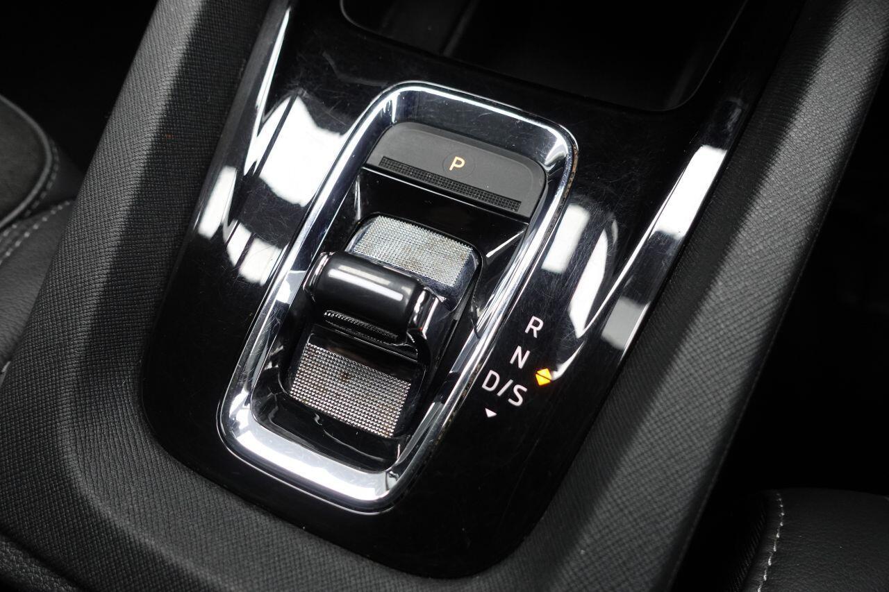 Skoda Octavia - Image 40