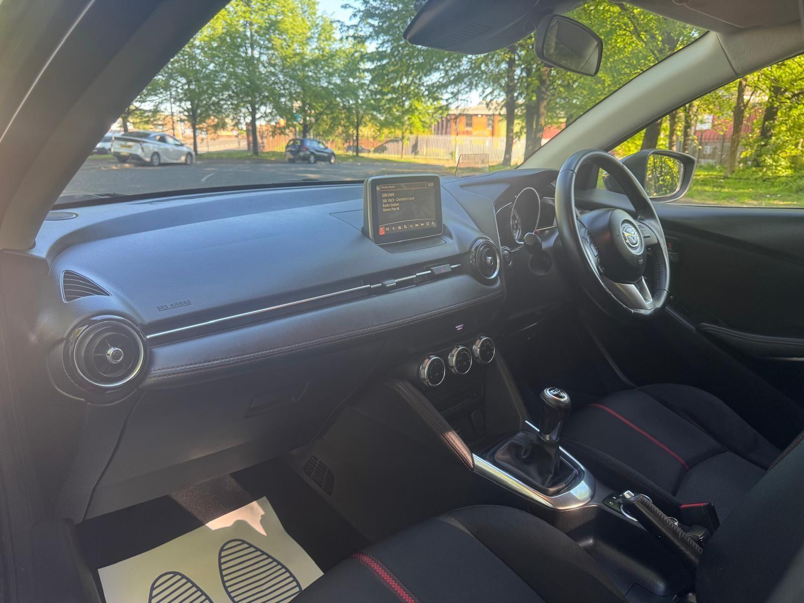 Mazda MAZDA2 - Image 17