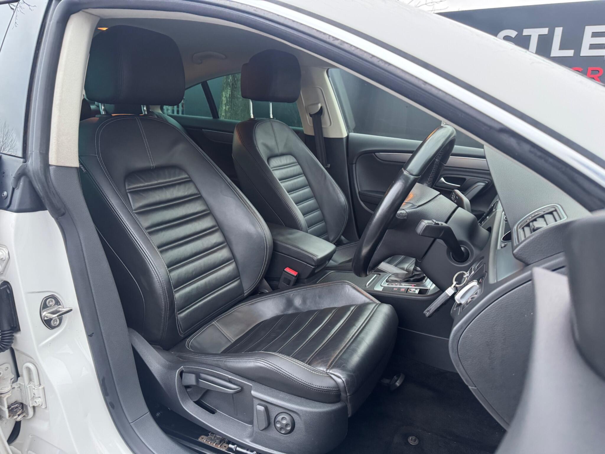 Volkswagen CC - Image 17