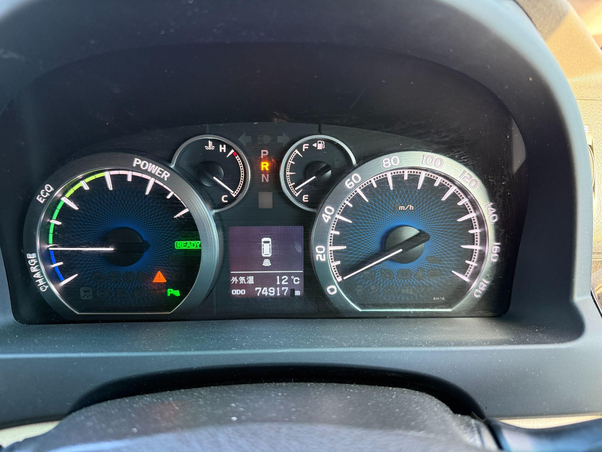 Toyota Alphard - Image 53