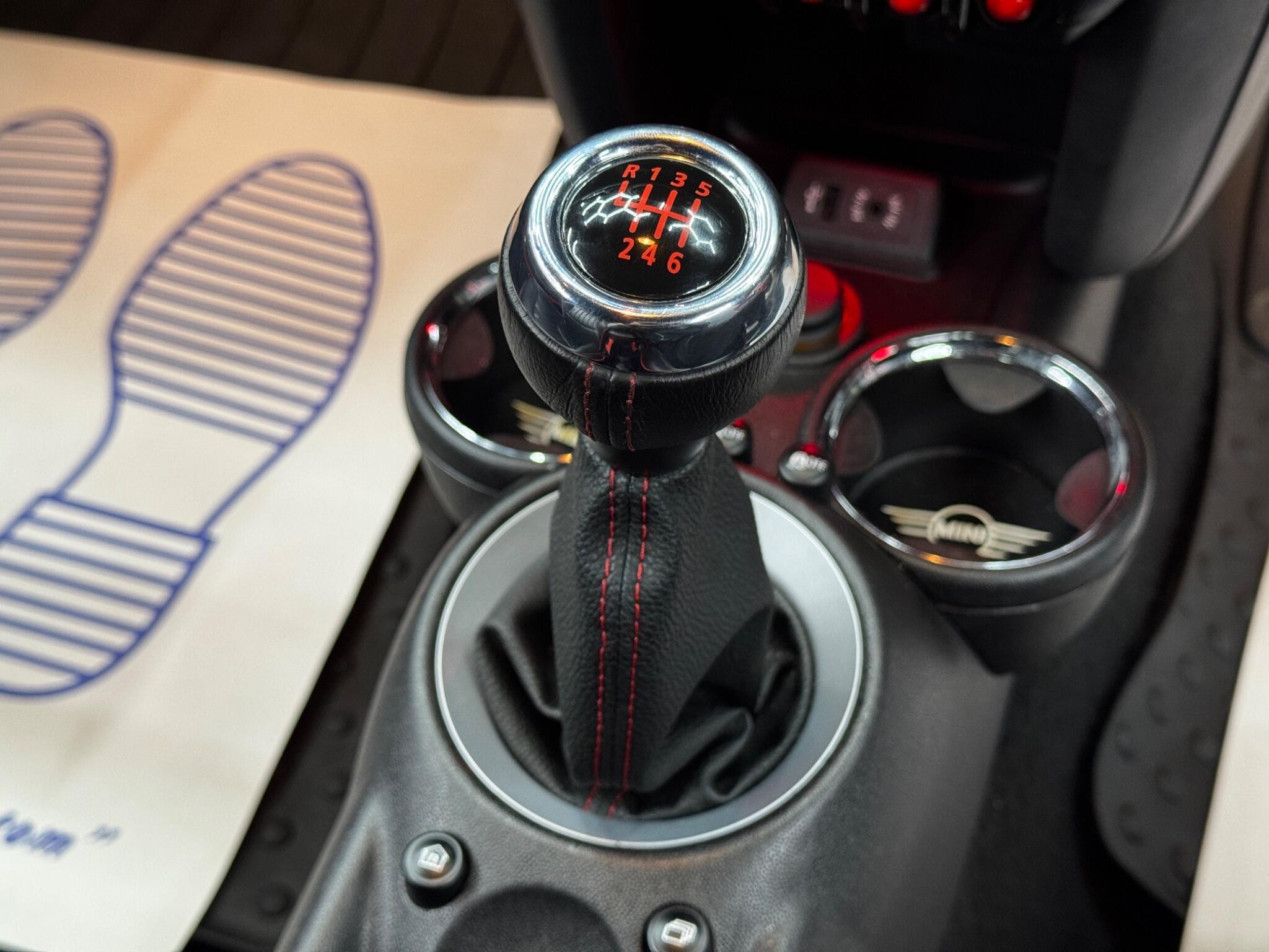 MINI Coupe - Image 23