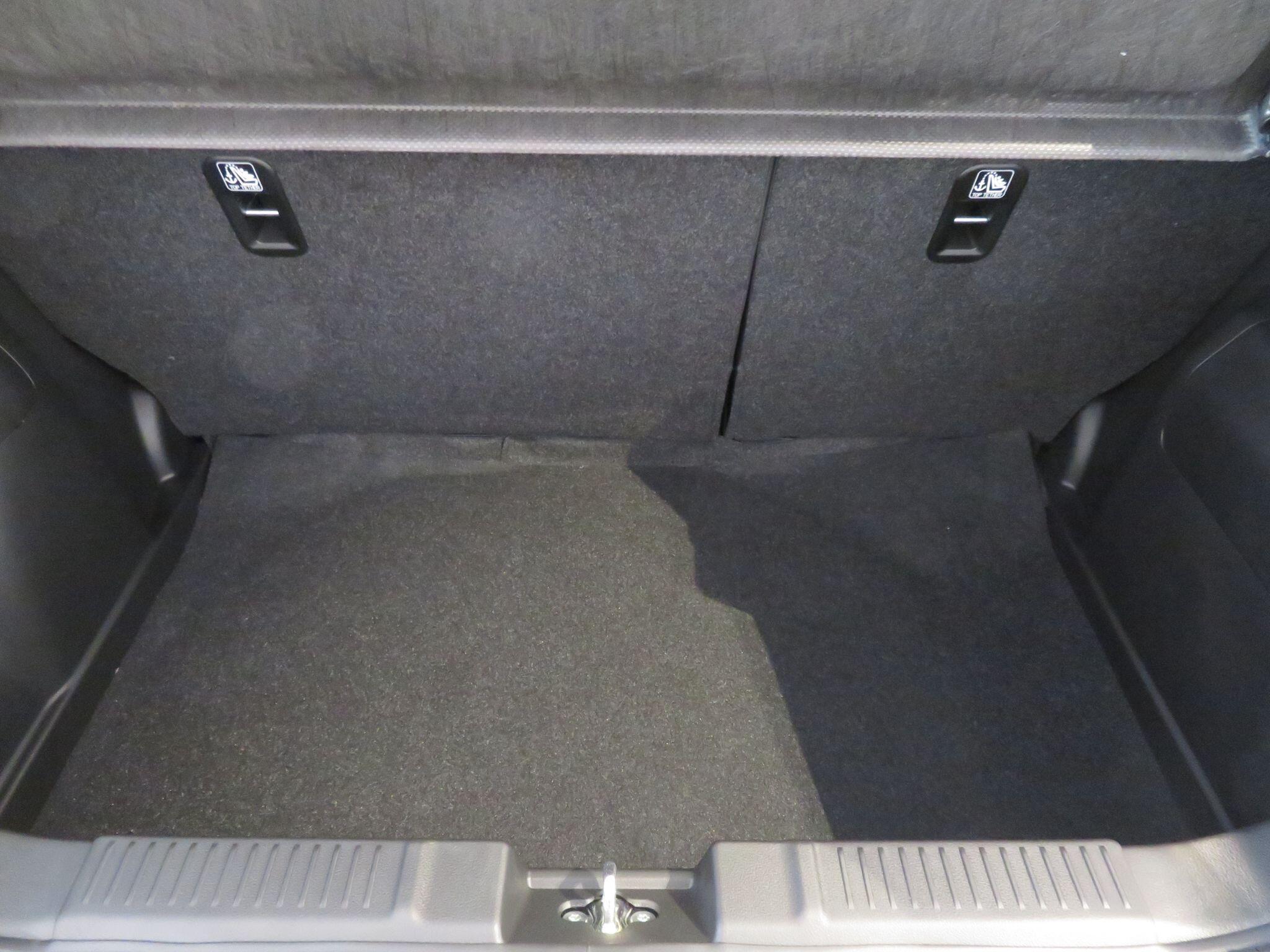 Suzuki Swift - Image 13