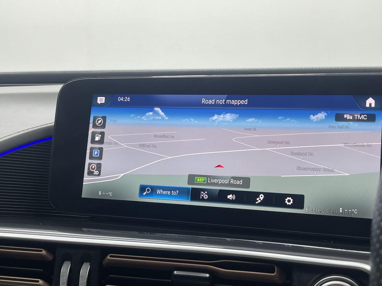 Mercedes Eqc - Image 7