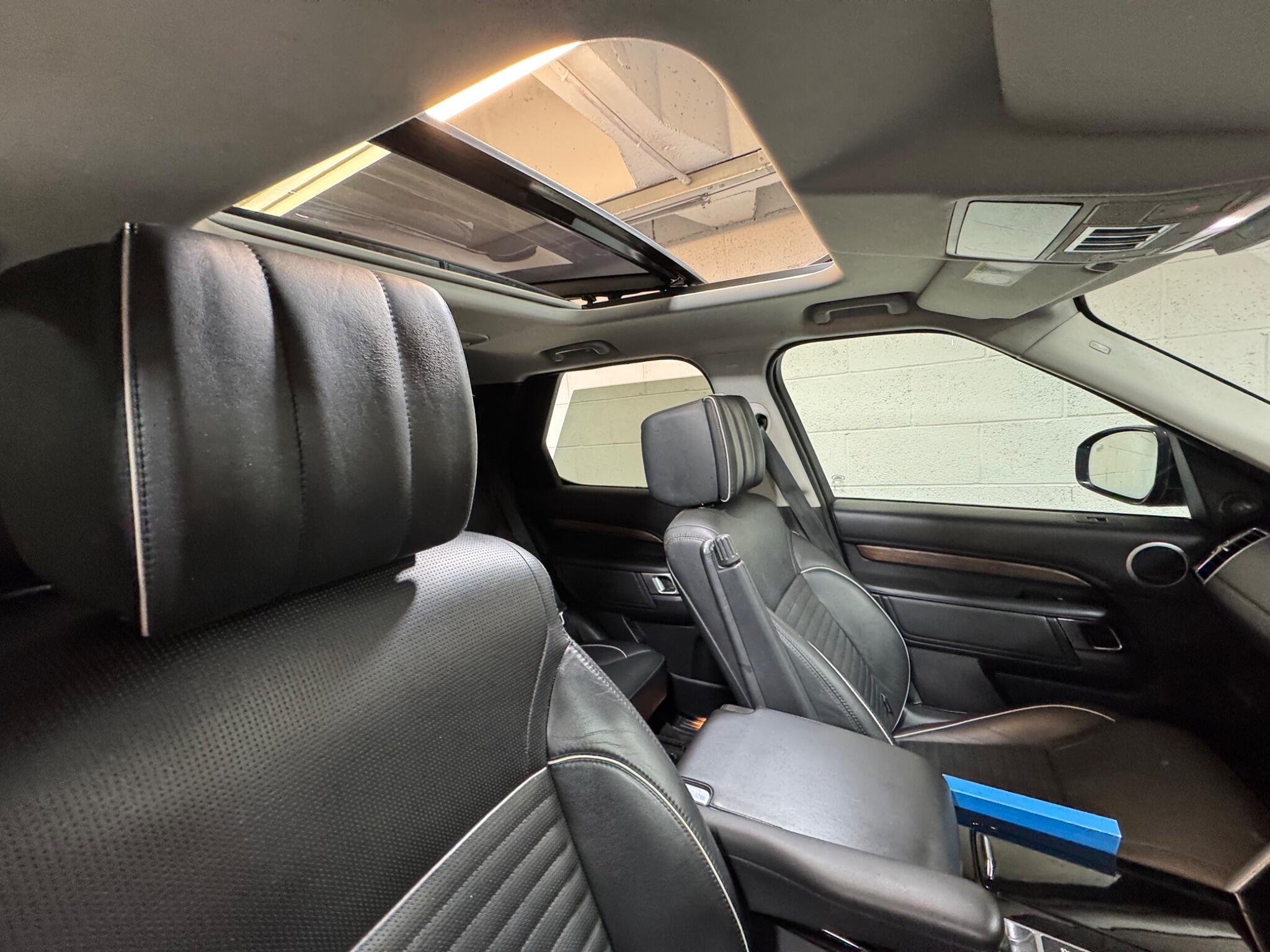 Land Rover Discovery - Image 9