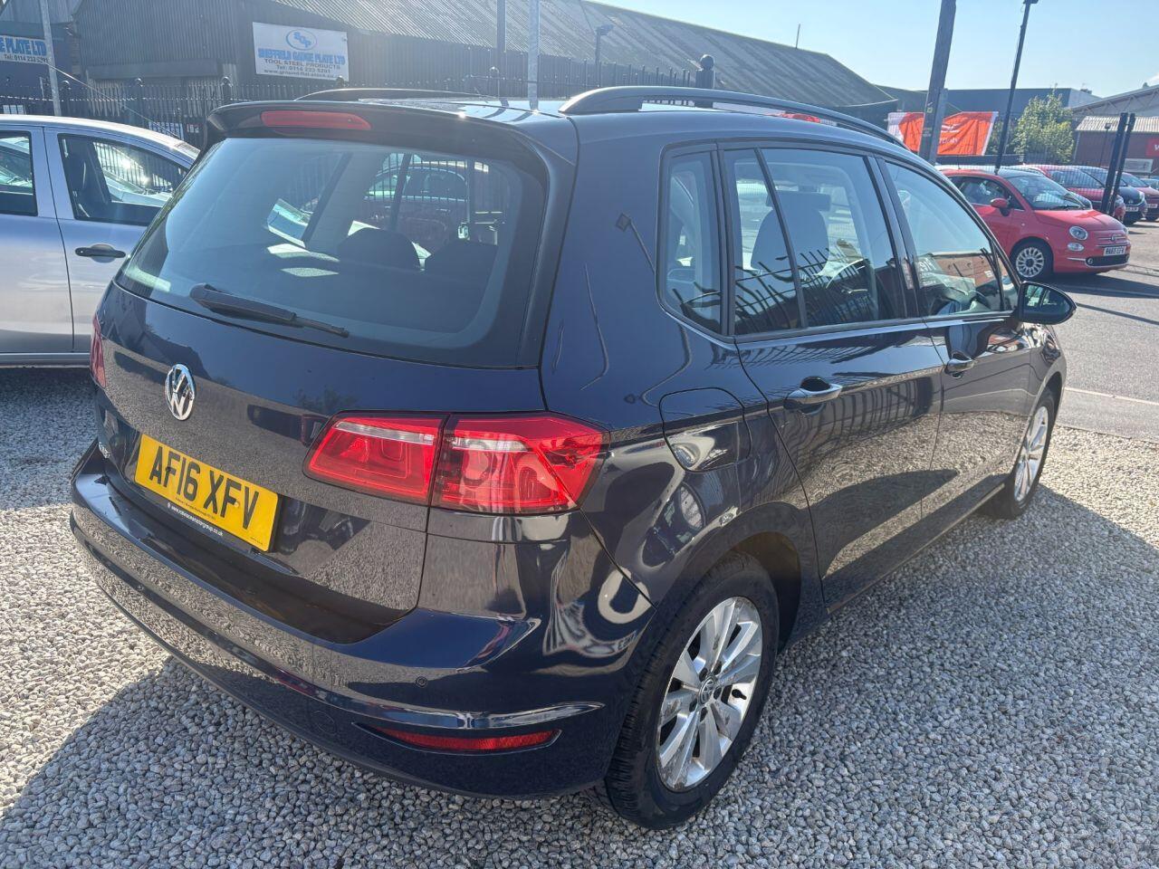 Volkswagen GOLF SV - Image 6