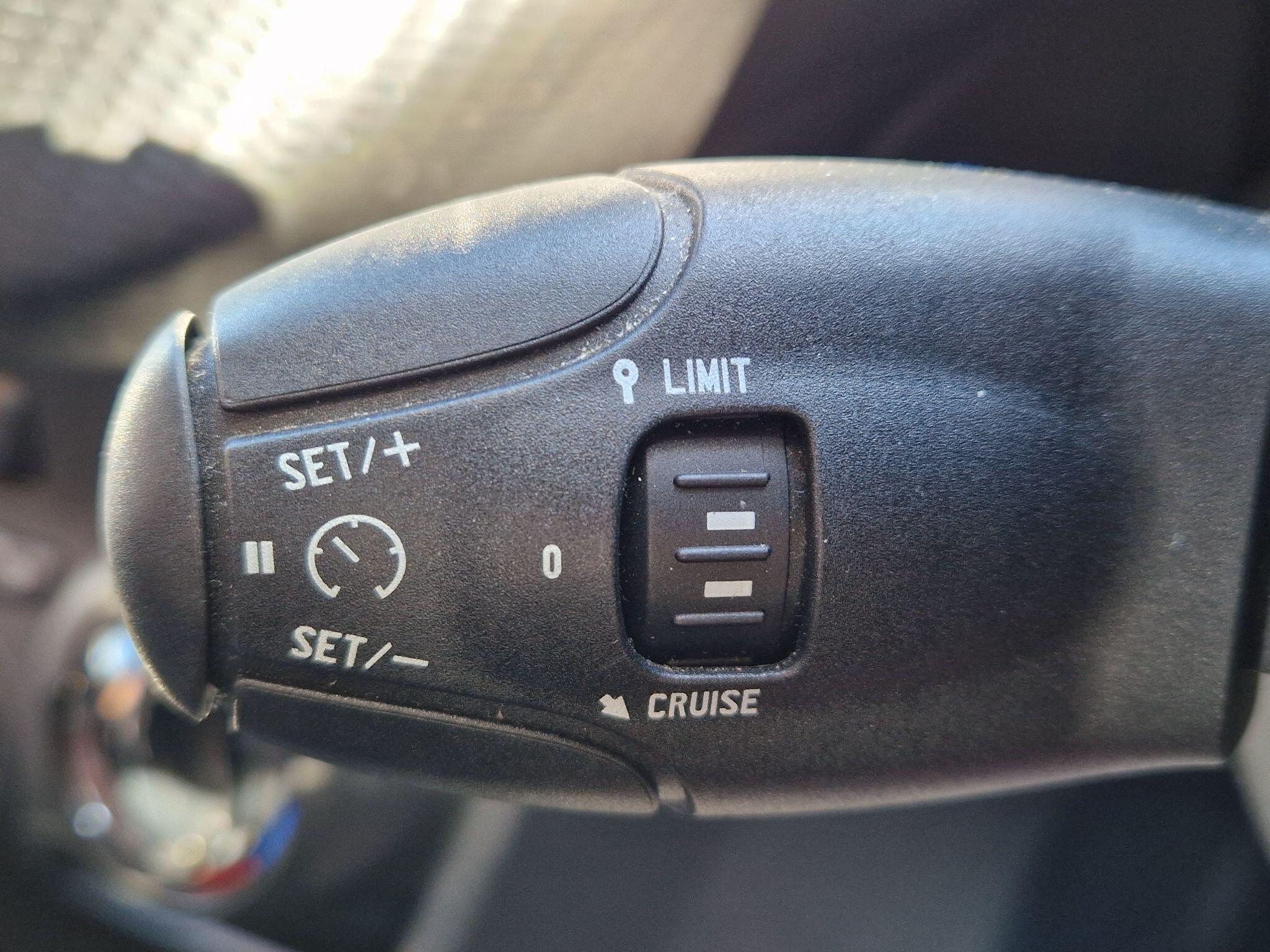 Peugeot 2008 - Image 52