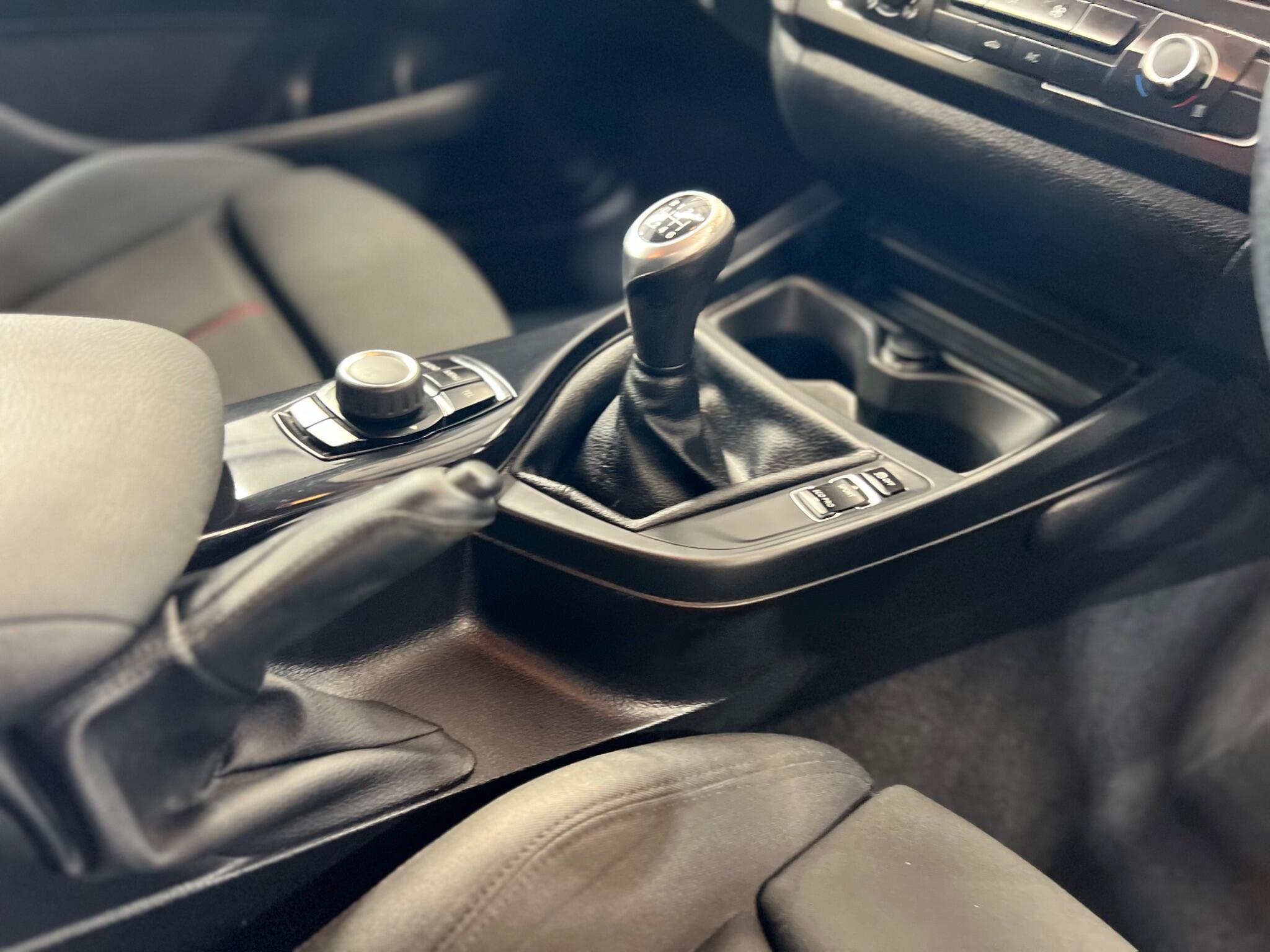 BMW 1 Series - Image 29