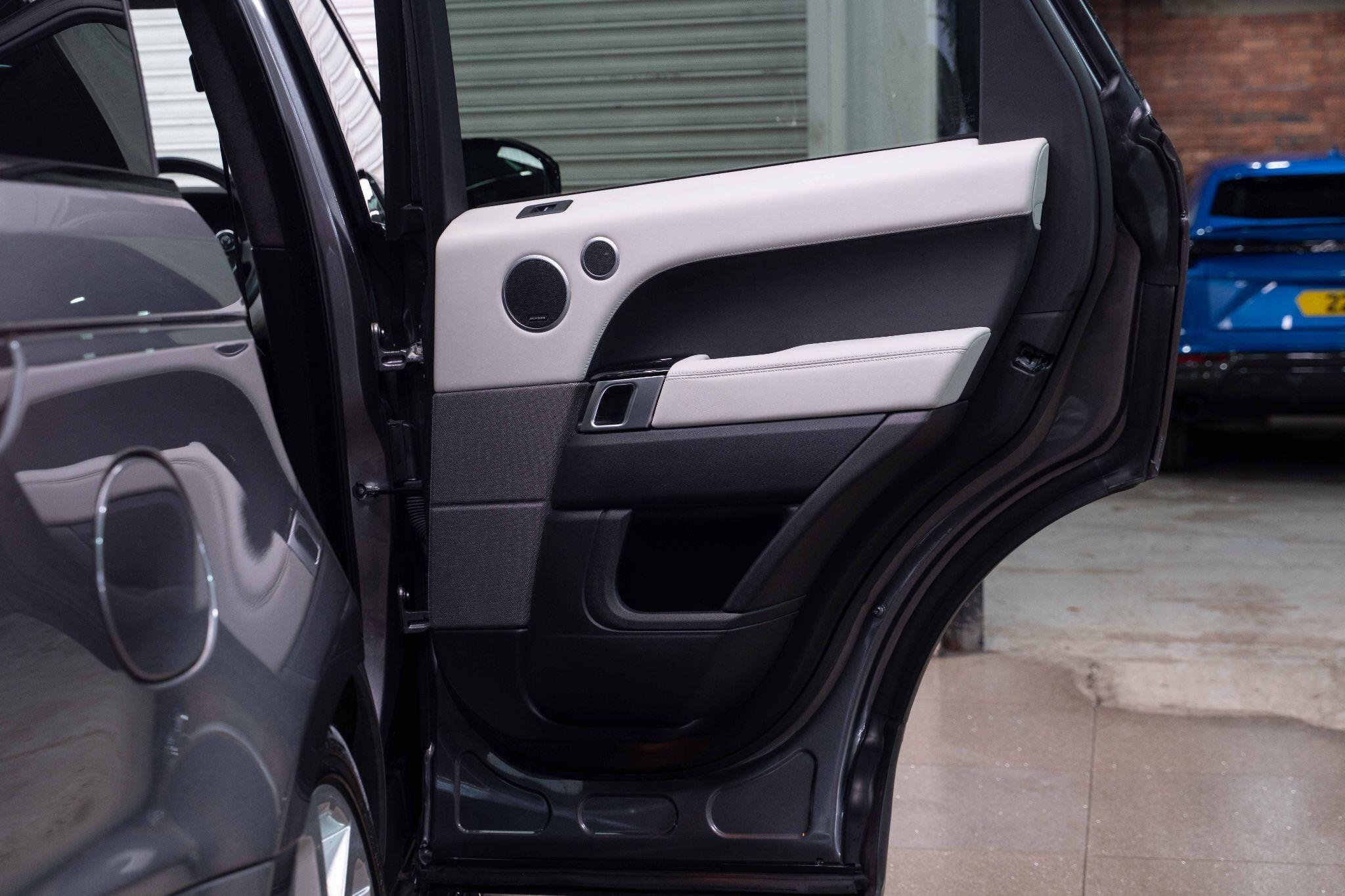 Land Rover RANGE ROVER SPORT - Image 28