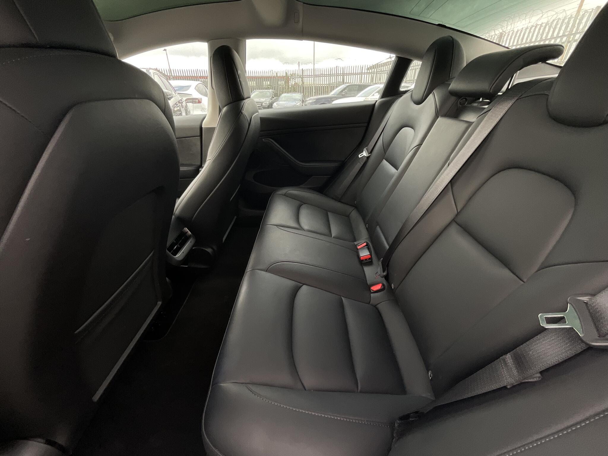 Tesla Model 3 - Image 15