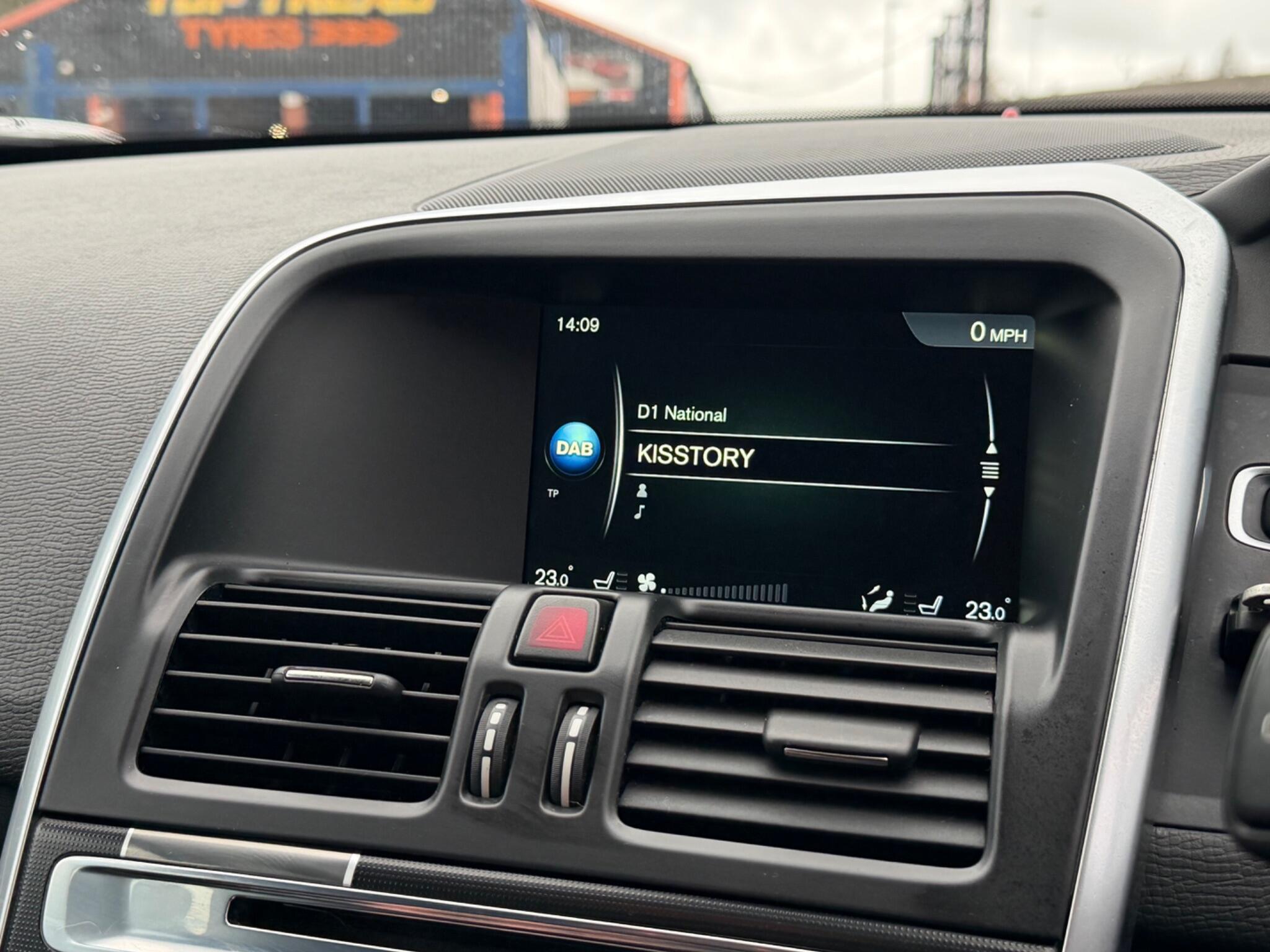 Volvo XC60 - Image 26