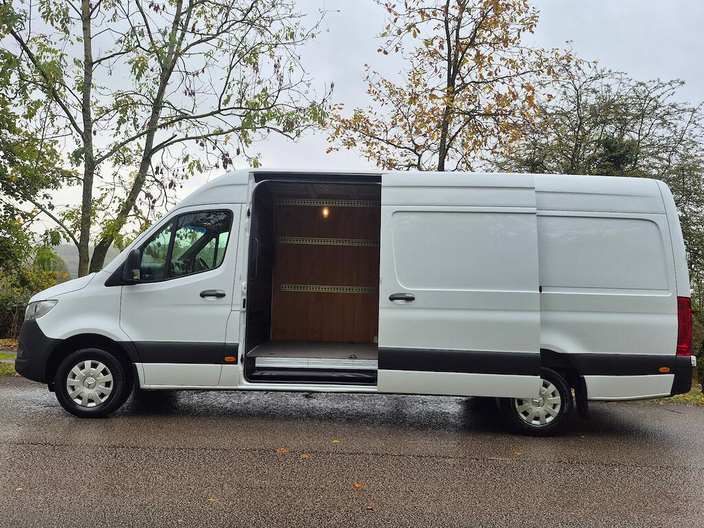 Mercedes Sprinter - Image 4