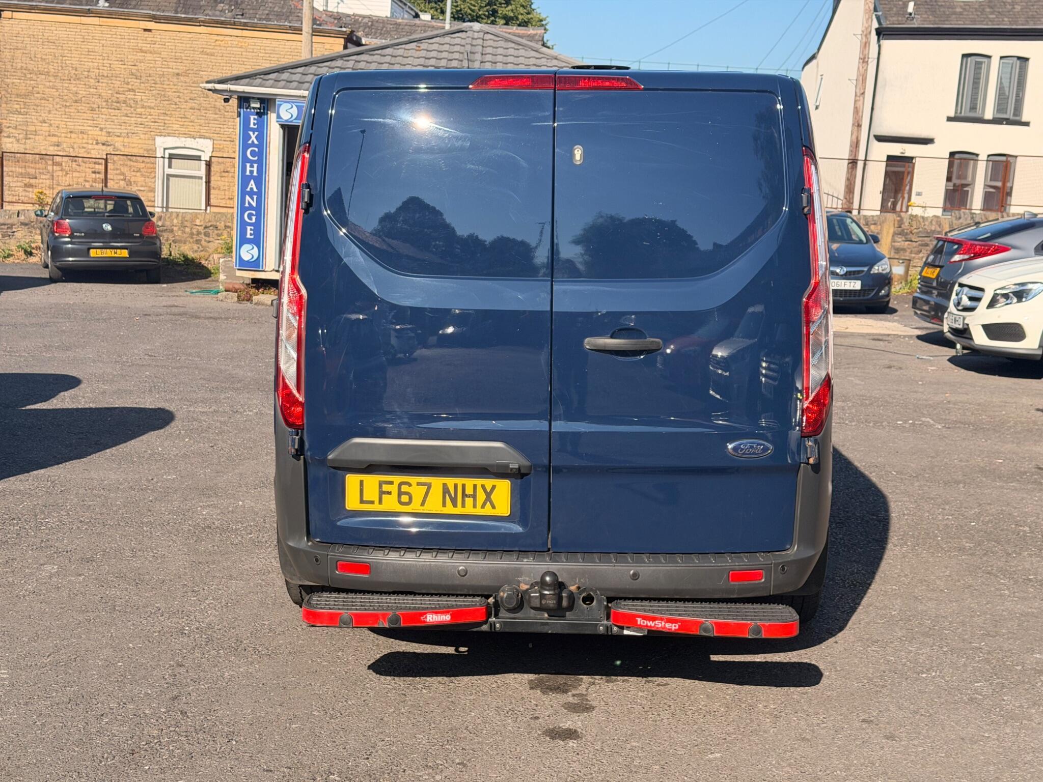 Ford Transit Custom - Image 6