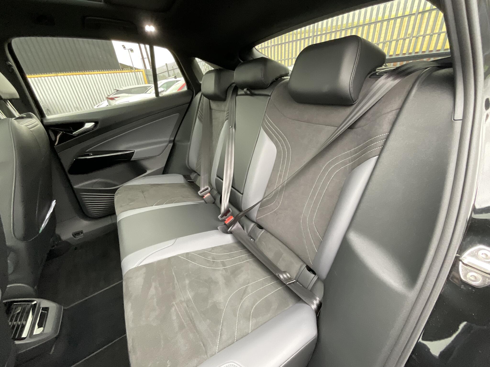 Volkswagen Id5 - Image 14