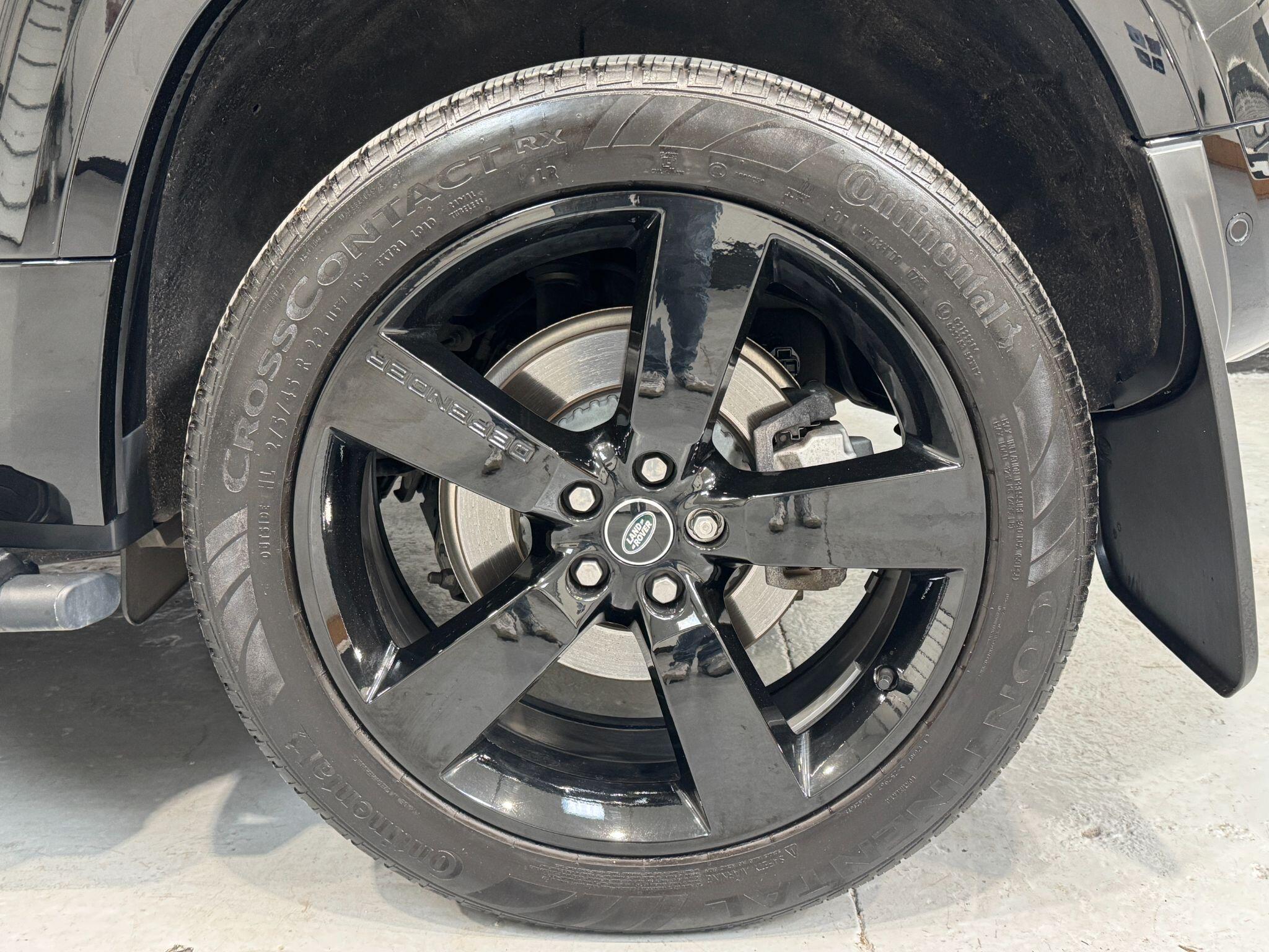 Land Rover Defender 110 - Image 27