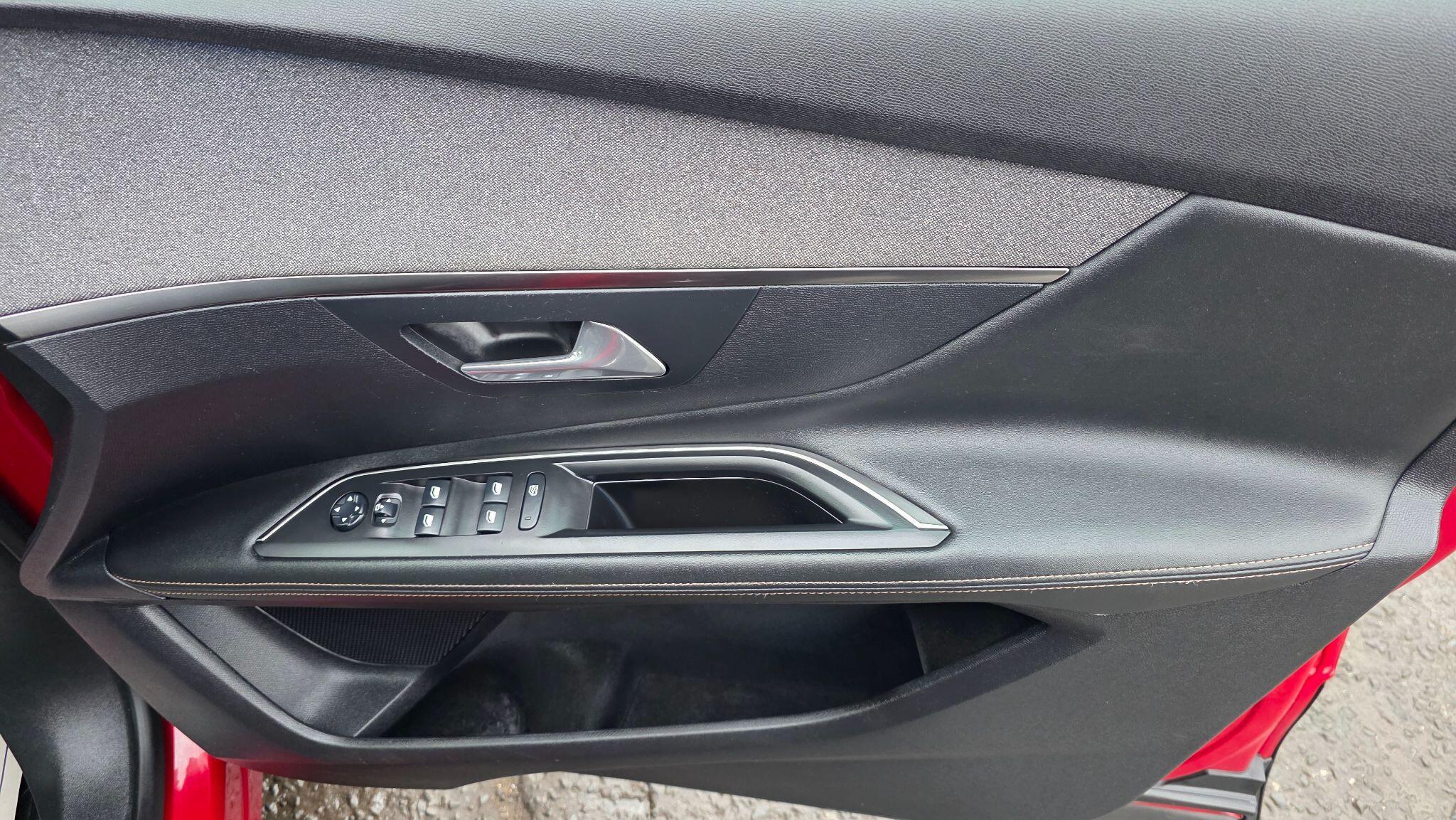 Peugeot 3008 - Image 31