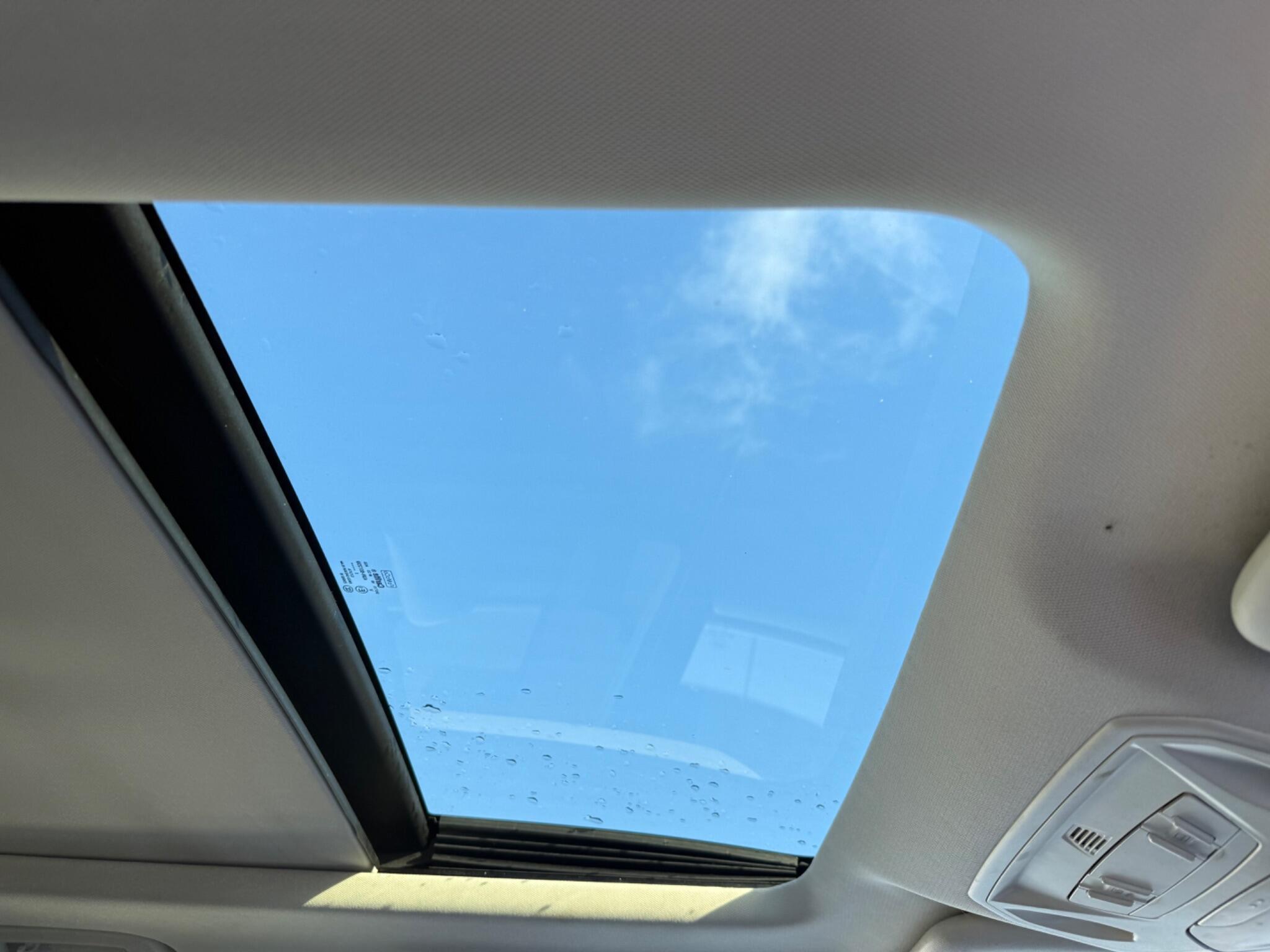 Ford Kuga - Image 20