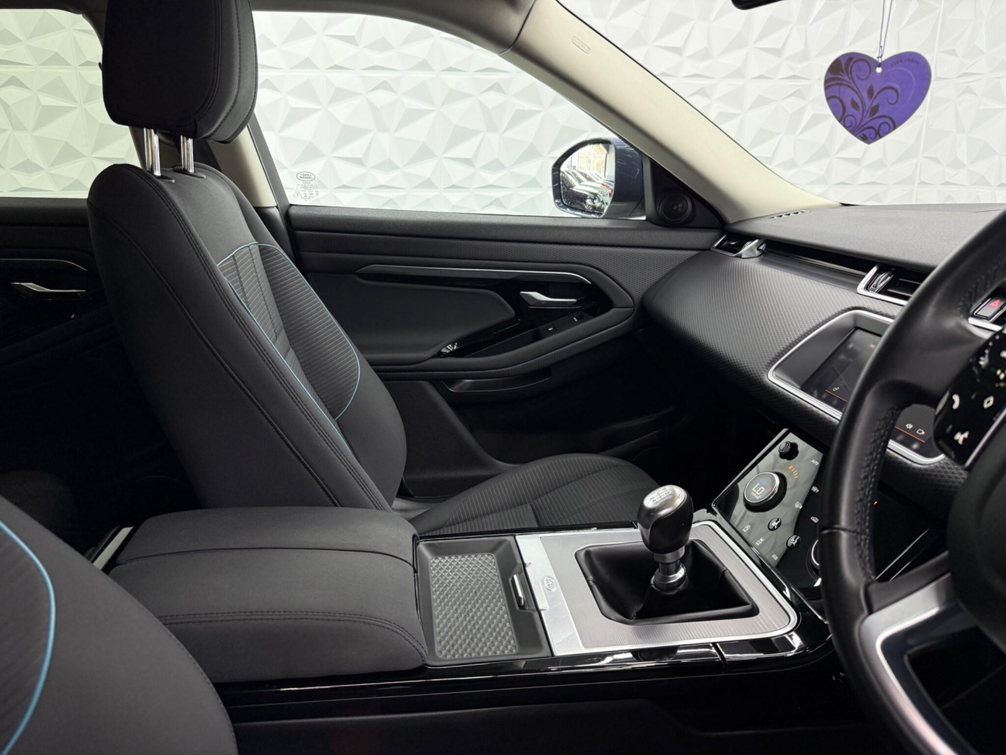 Land Rover Range Rover Evoque - Image 22
