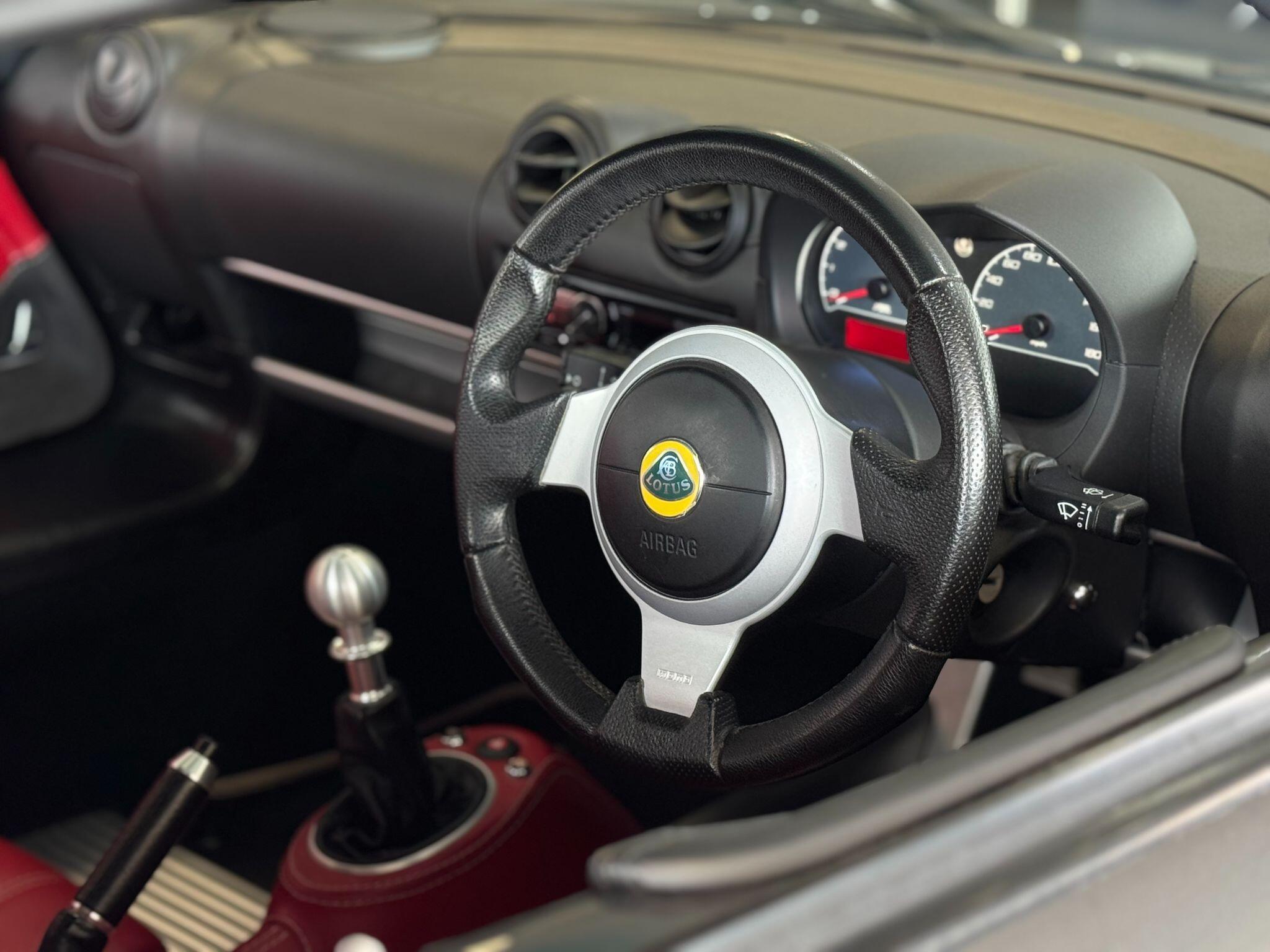 Lotus Elise - Image 18