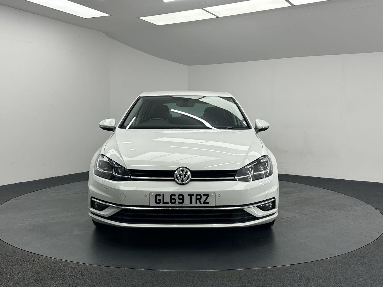 Volkswagen Golf - Image 27