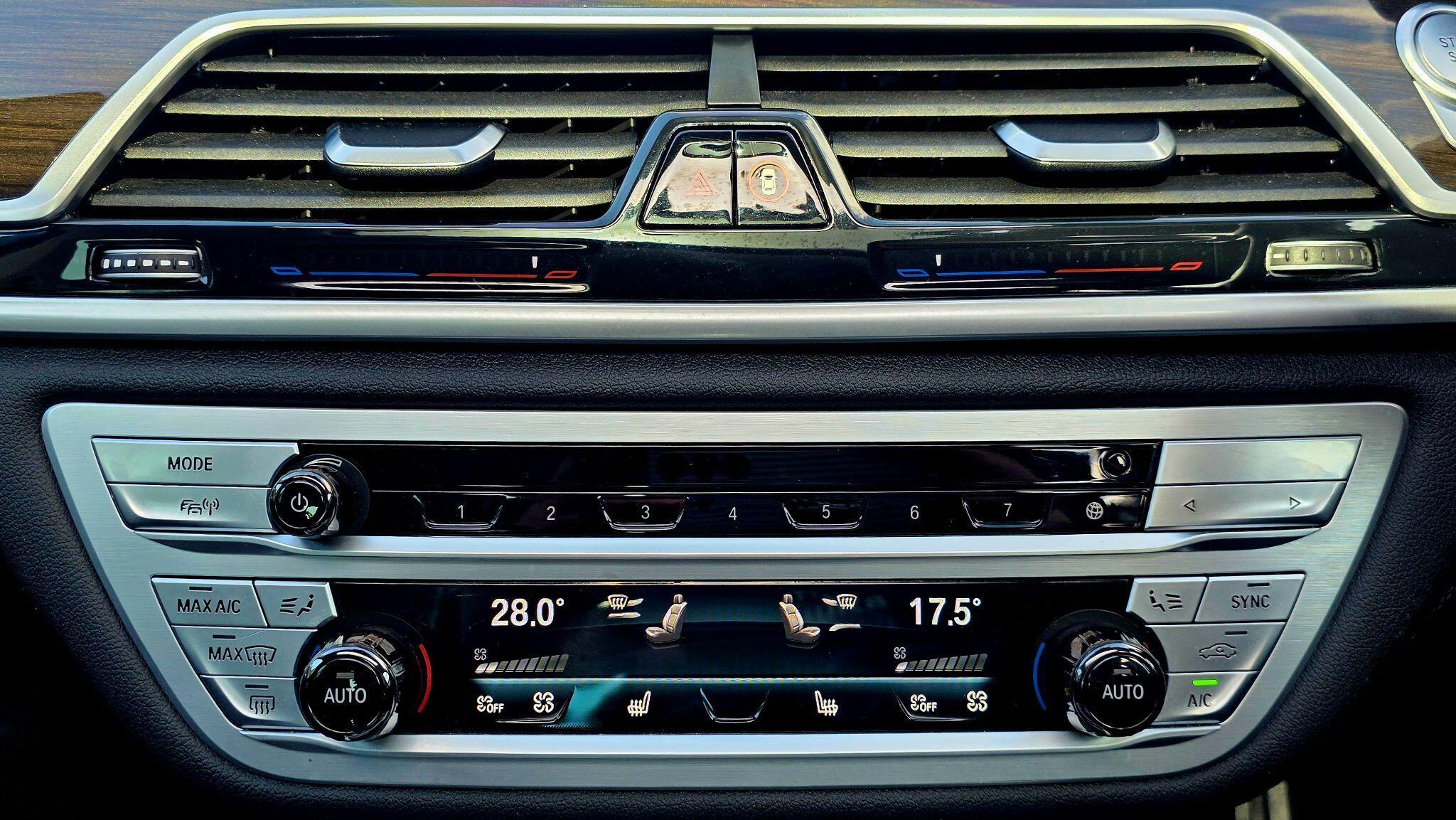 BMW 7 Series - Image 33