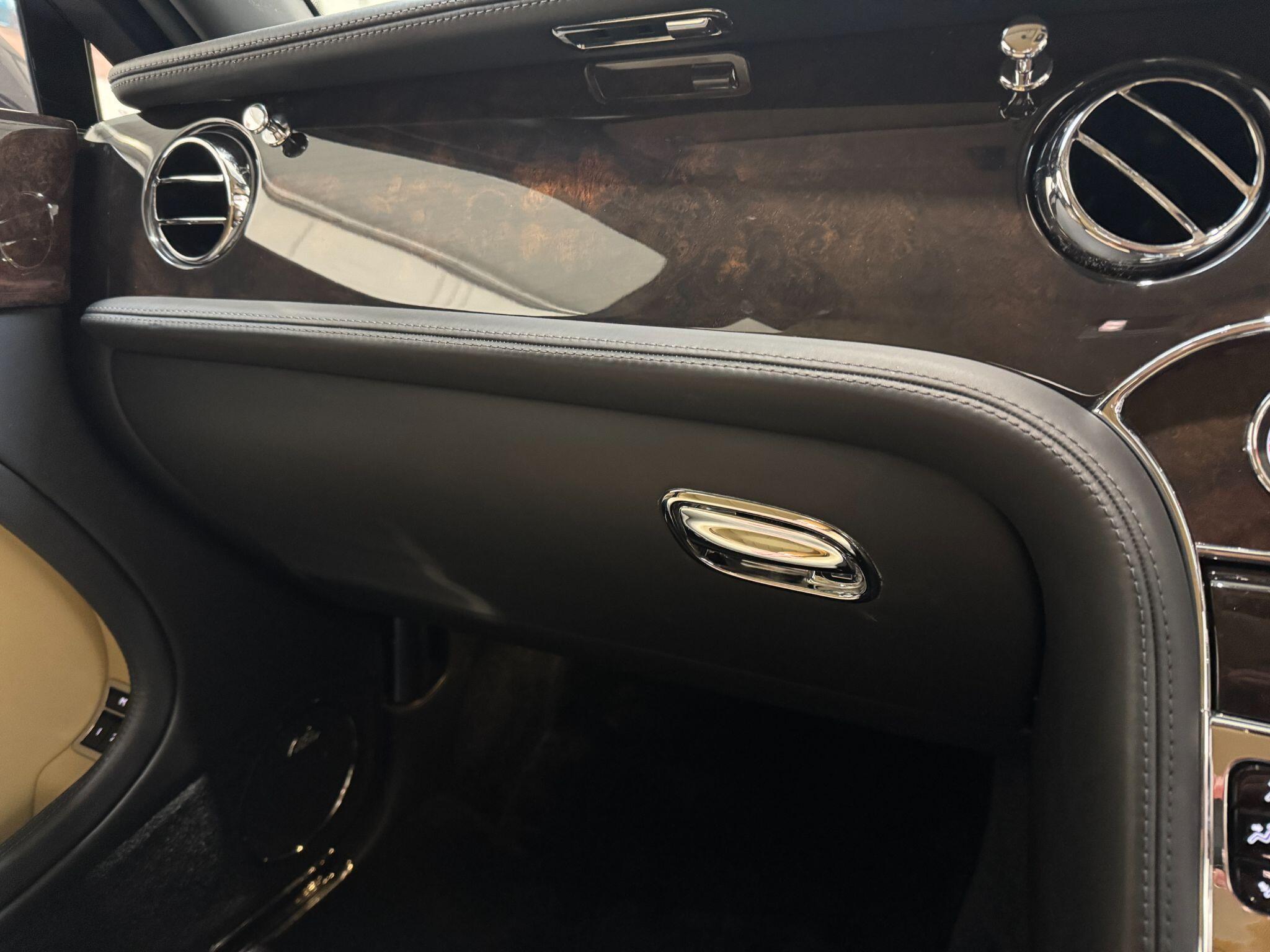 Bentley Mulsanne - Image 49