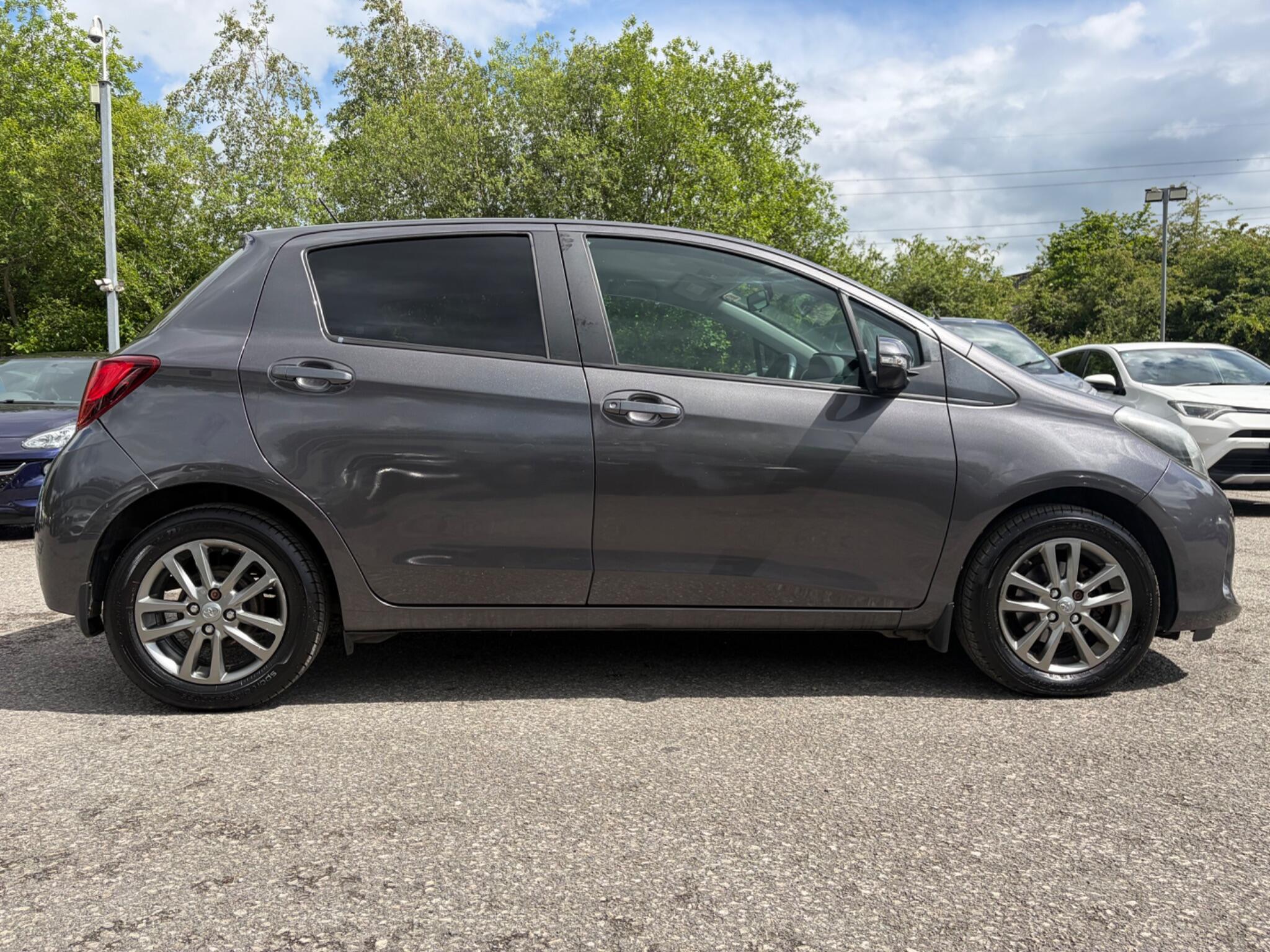 Toyota Yaris - Image 15