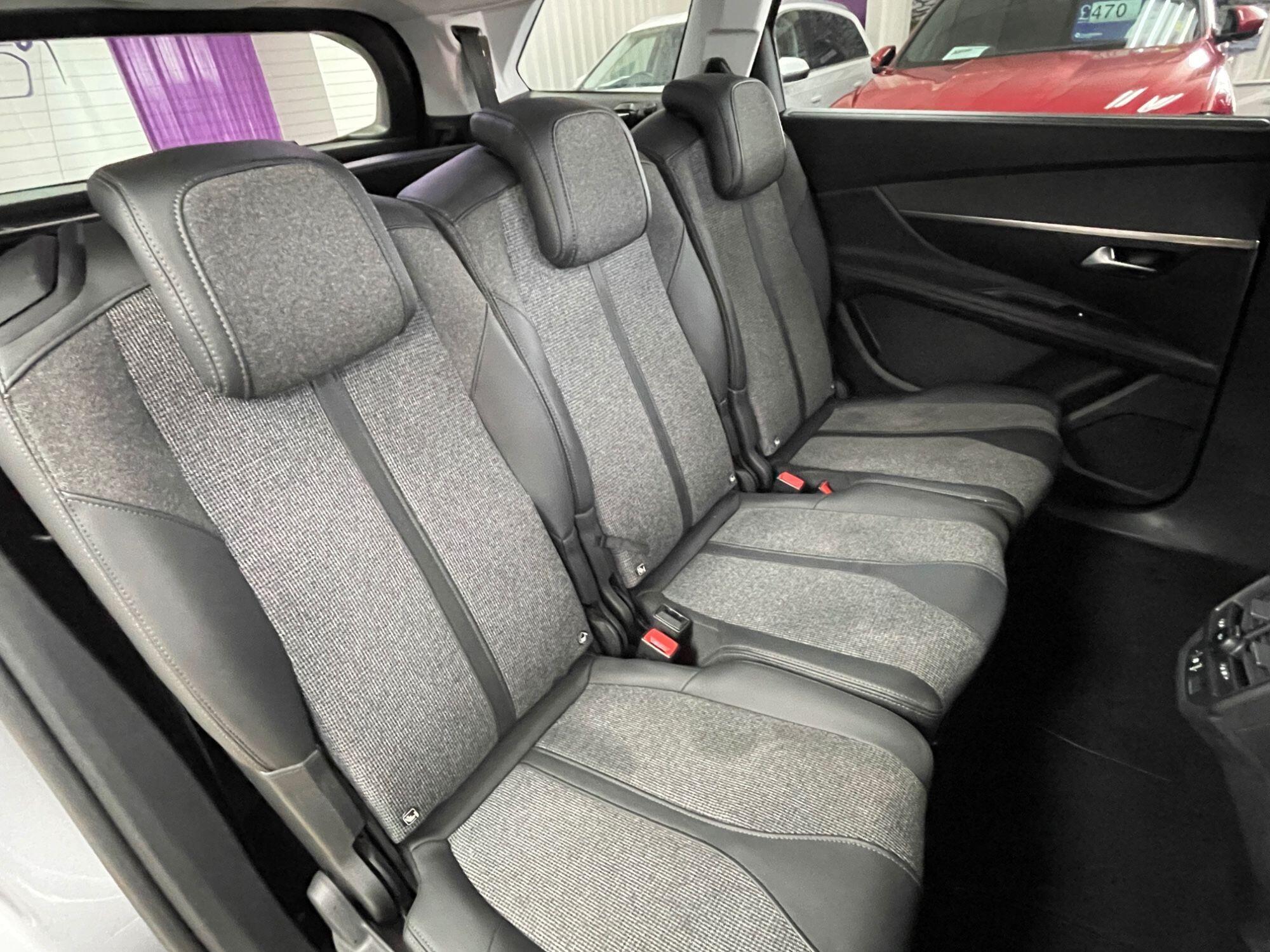 Peugeot 5008 - Image 26