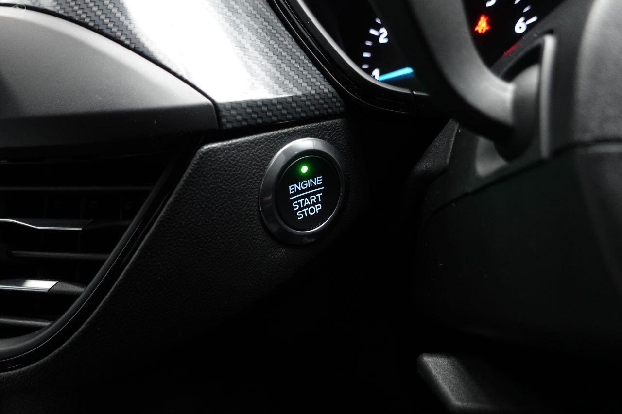 Ford Focus - Image 37