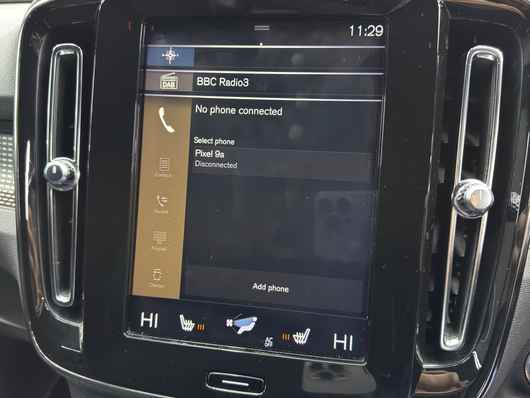 Volvo XC40 - Image 31