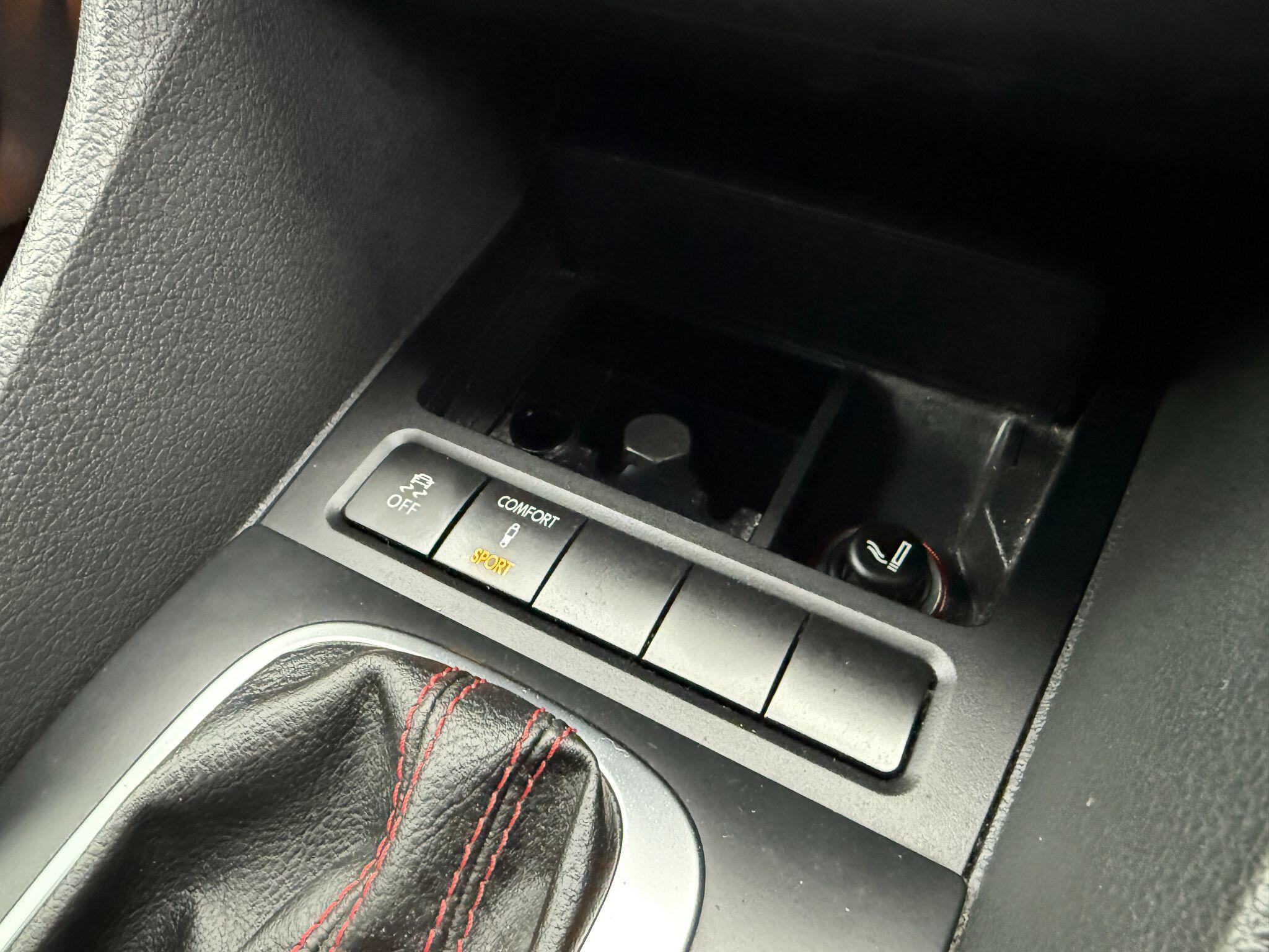 Volkswagen Golf - Image 58