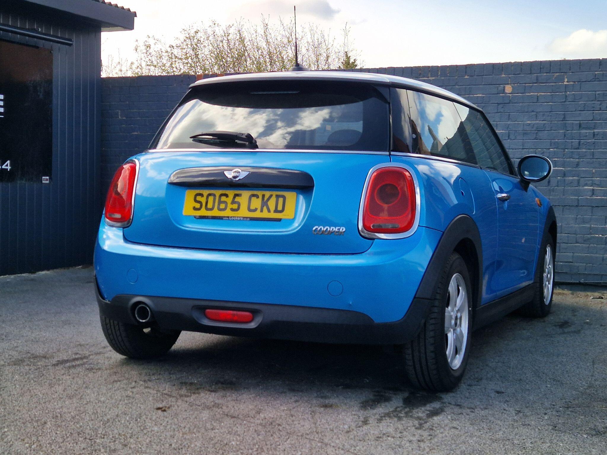 MINI Hatch - Image 25