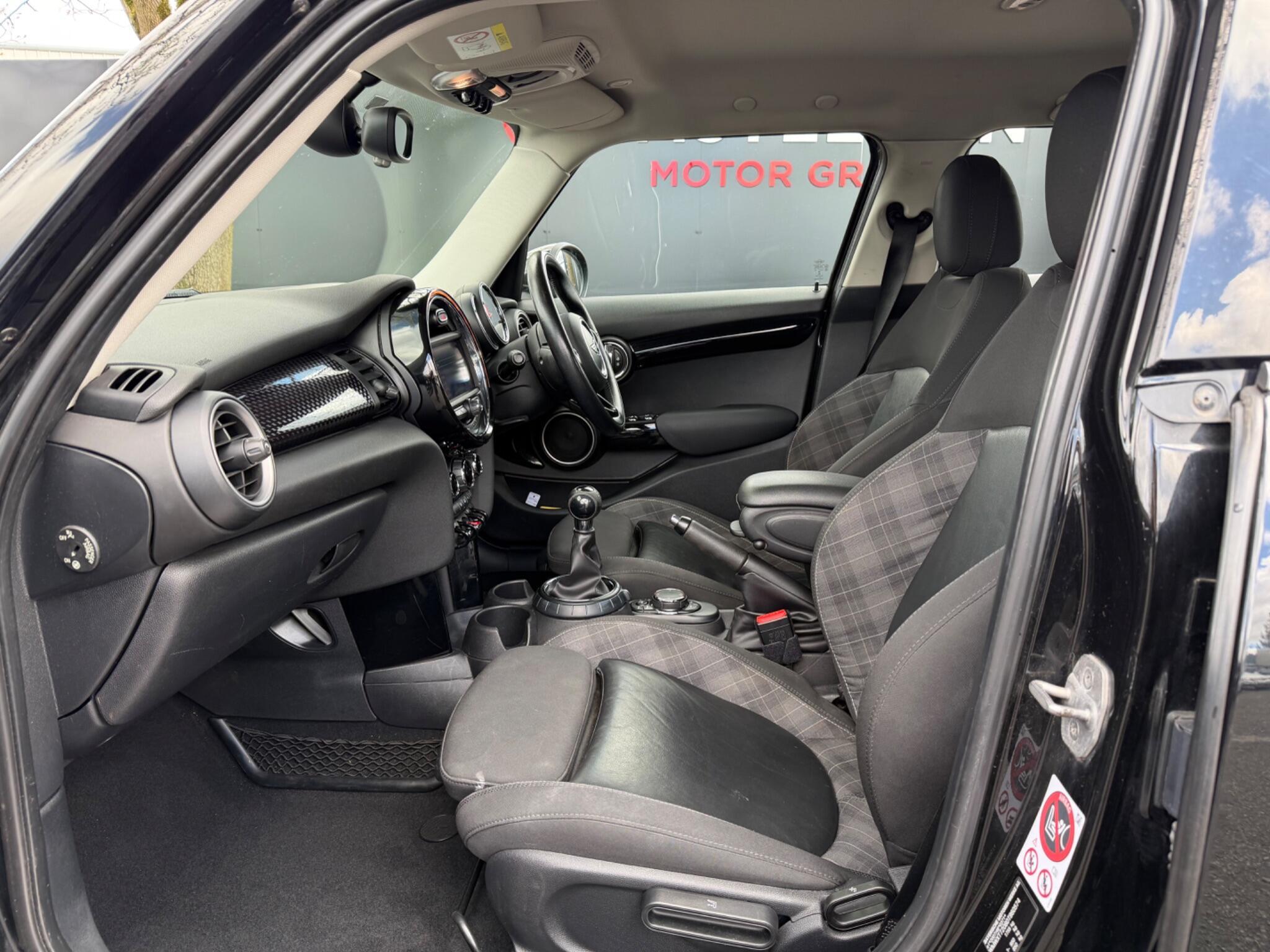 MINI Hatch - Image 12