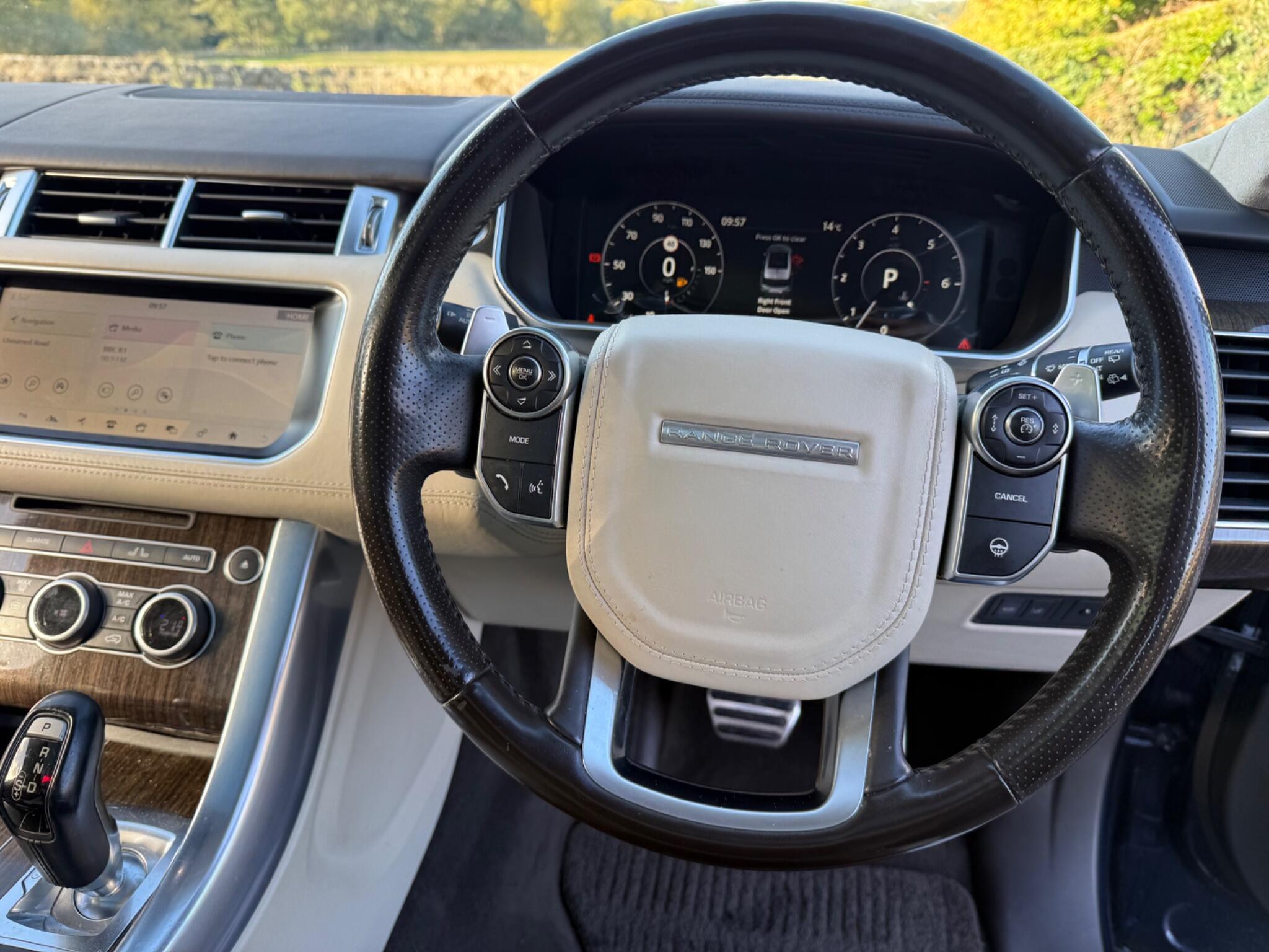 Land Rover RANGE ROVER SPORT - Image 14