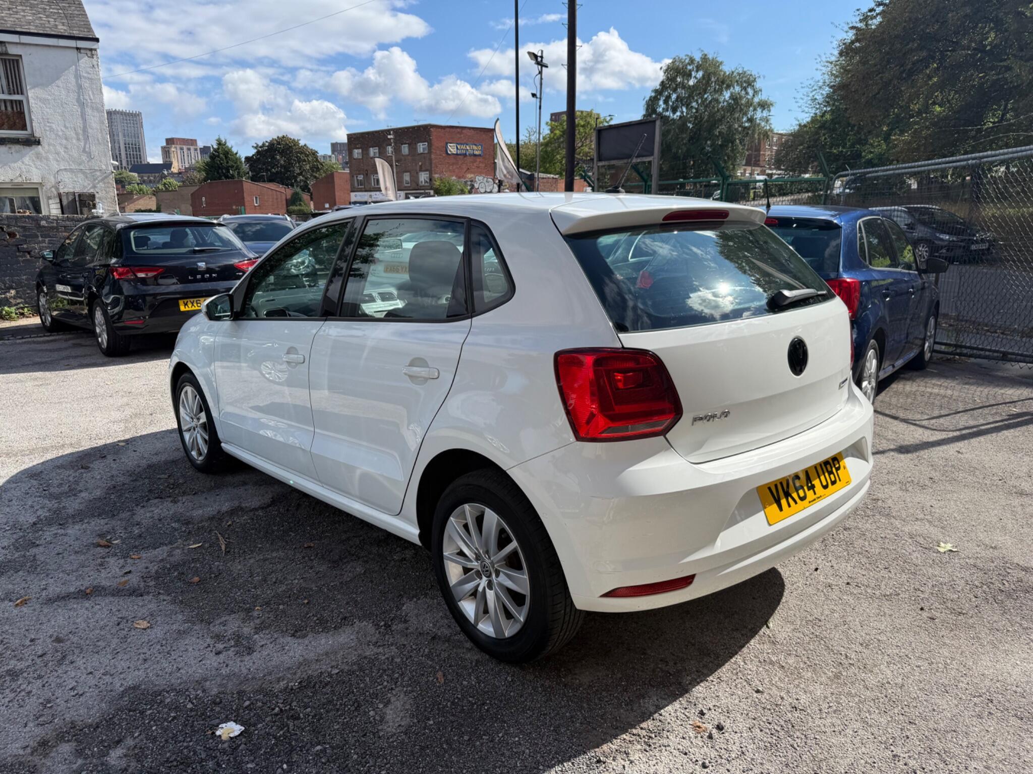 Volkswagen Polo - Image 5