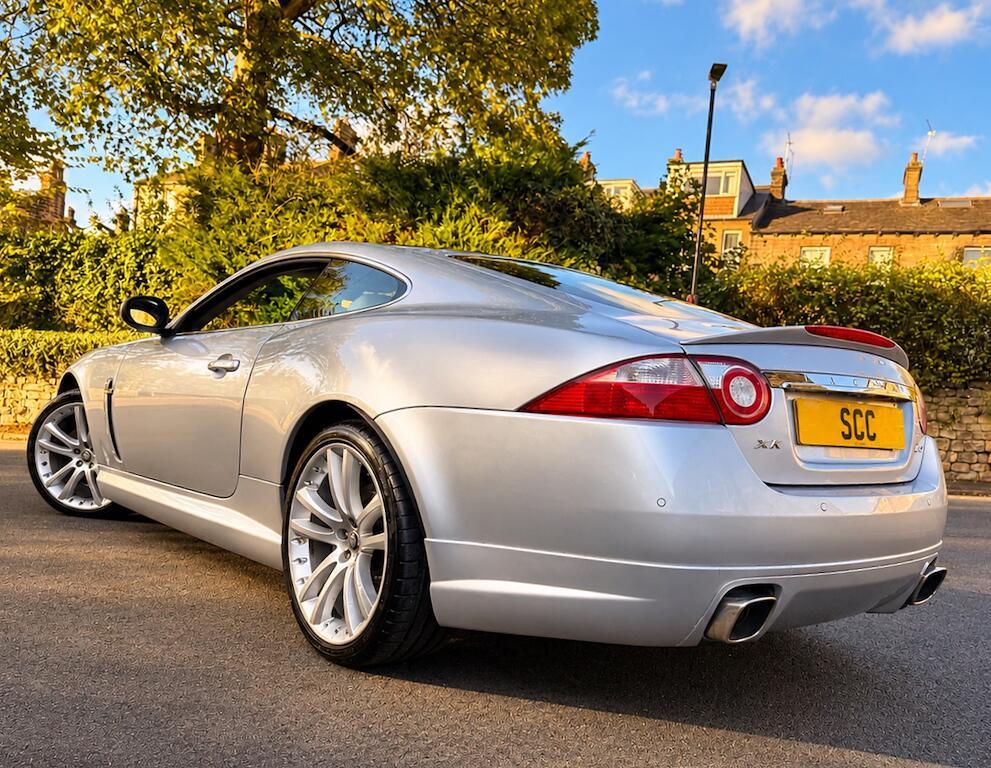 Jaguar XK - Image 7