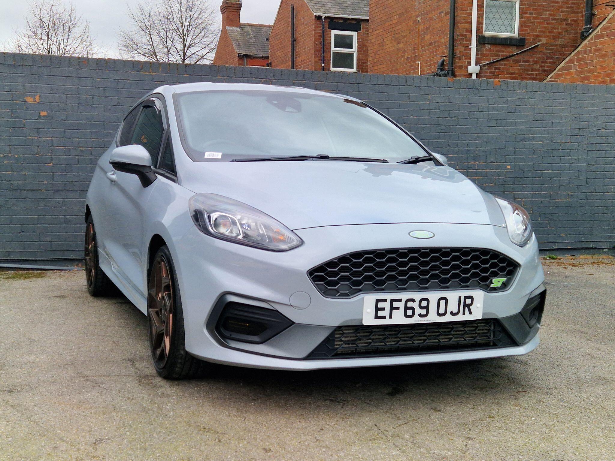 Ford Fiesta - Image 21