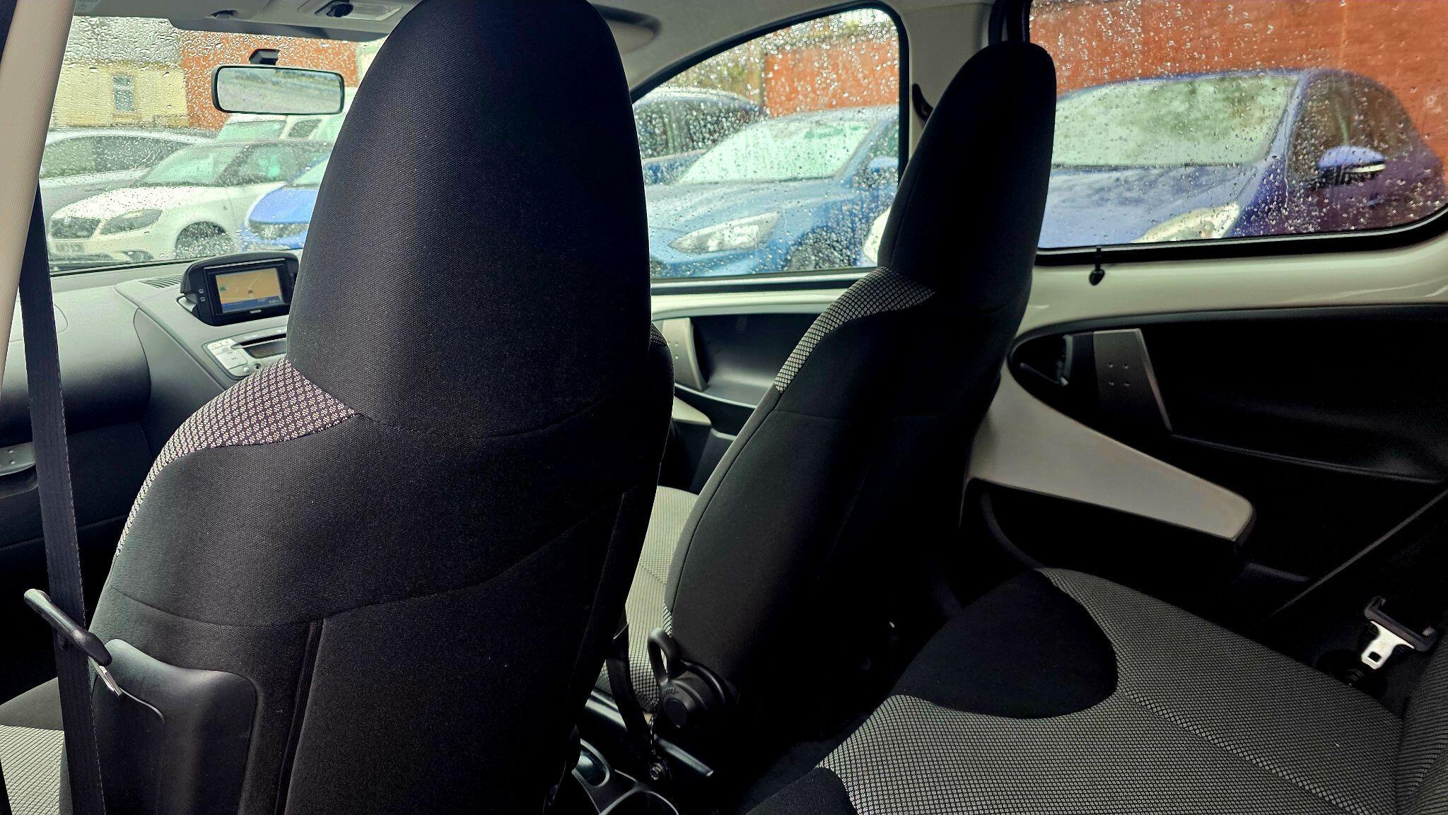 Toyota Aygo - Image 18