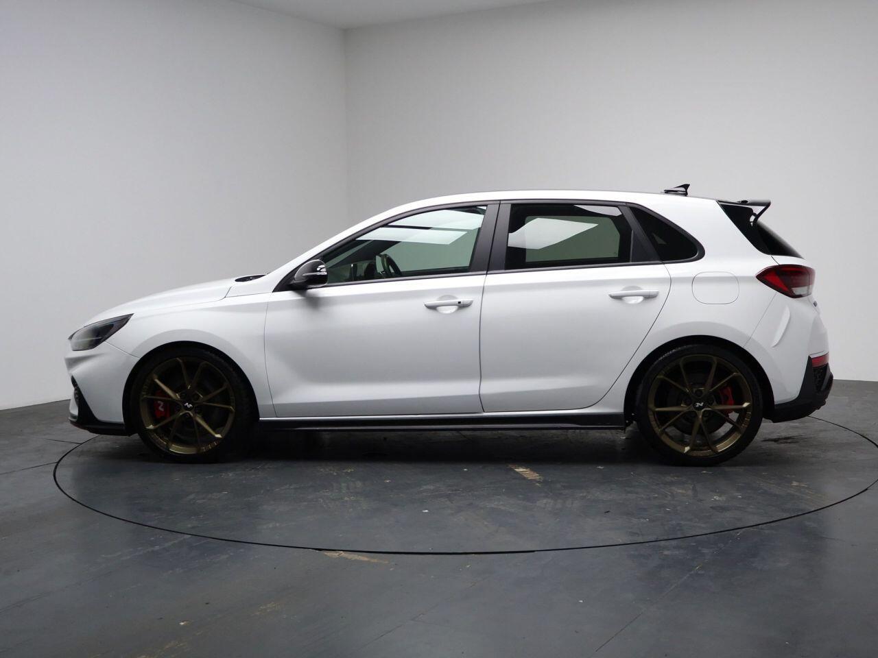 Hyundai i30 - Image 11