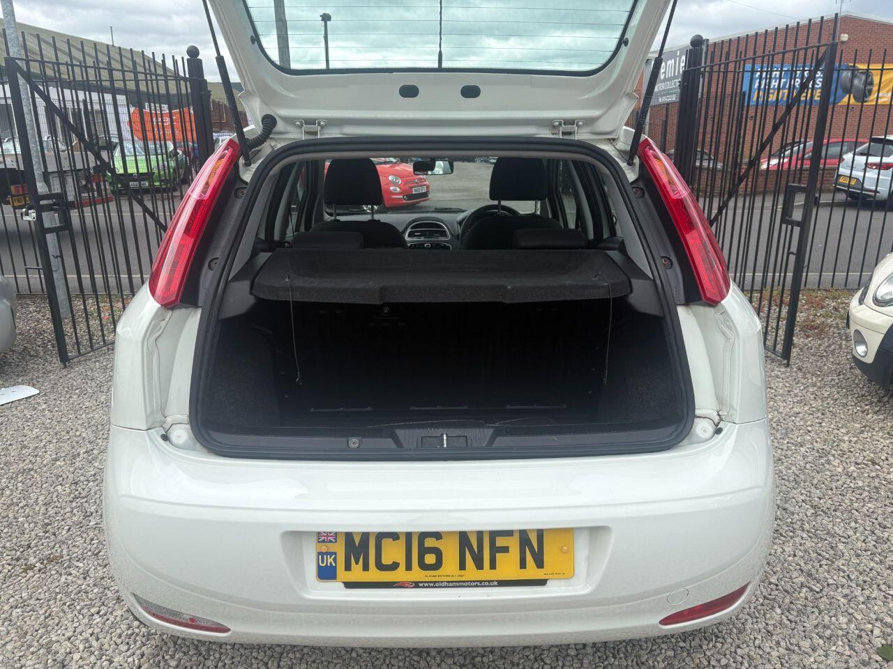 Fiat Punto - Image 8