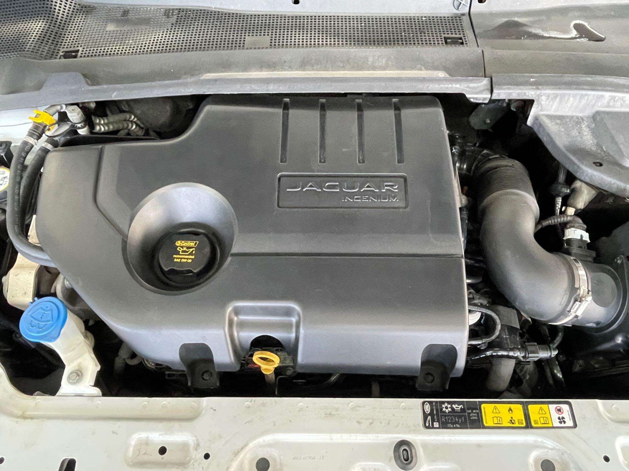 Jaguar E-Pace - Image 19